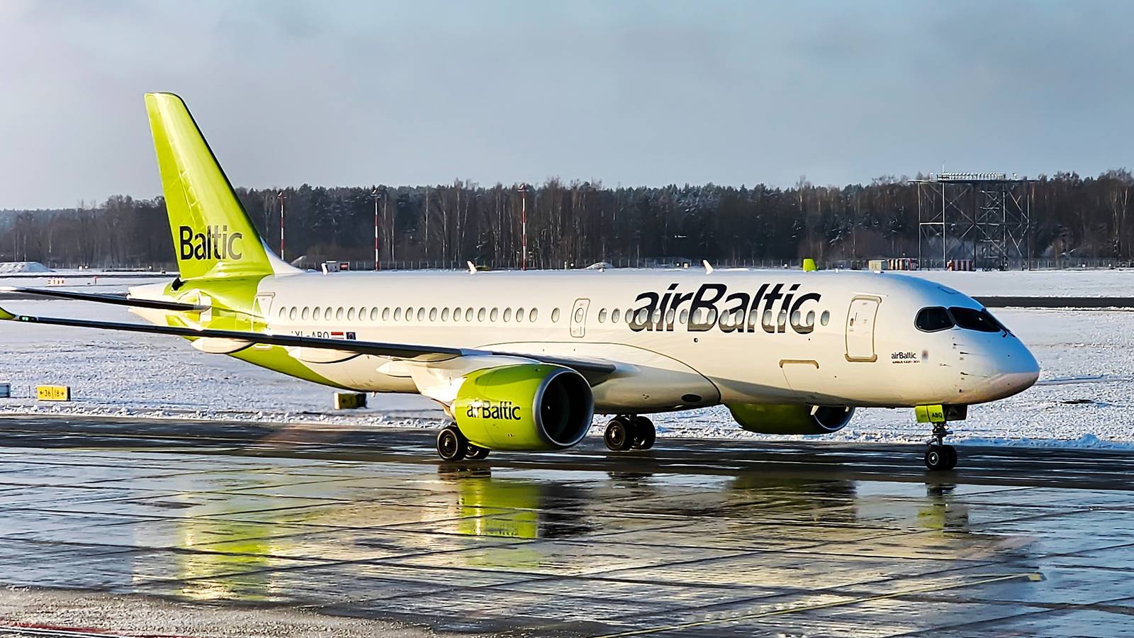 Austrian Airlines Will Begin Wet-Leased airBaltic Airbus A220 Flights In March