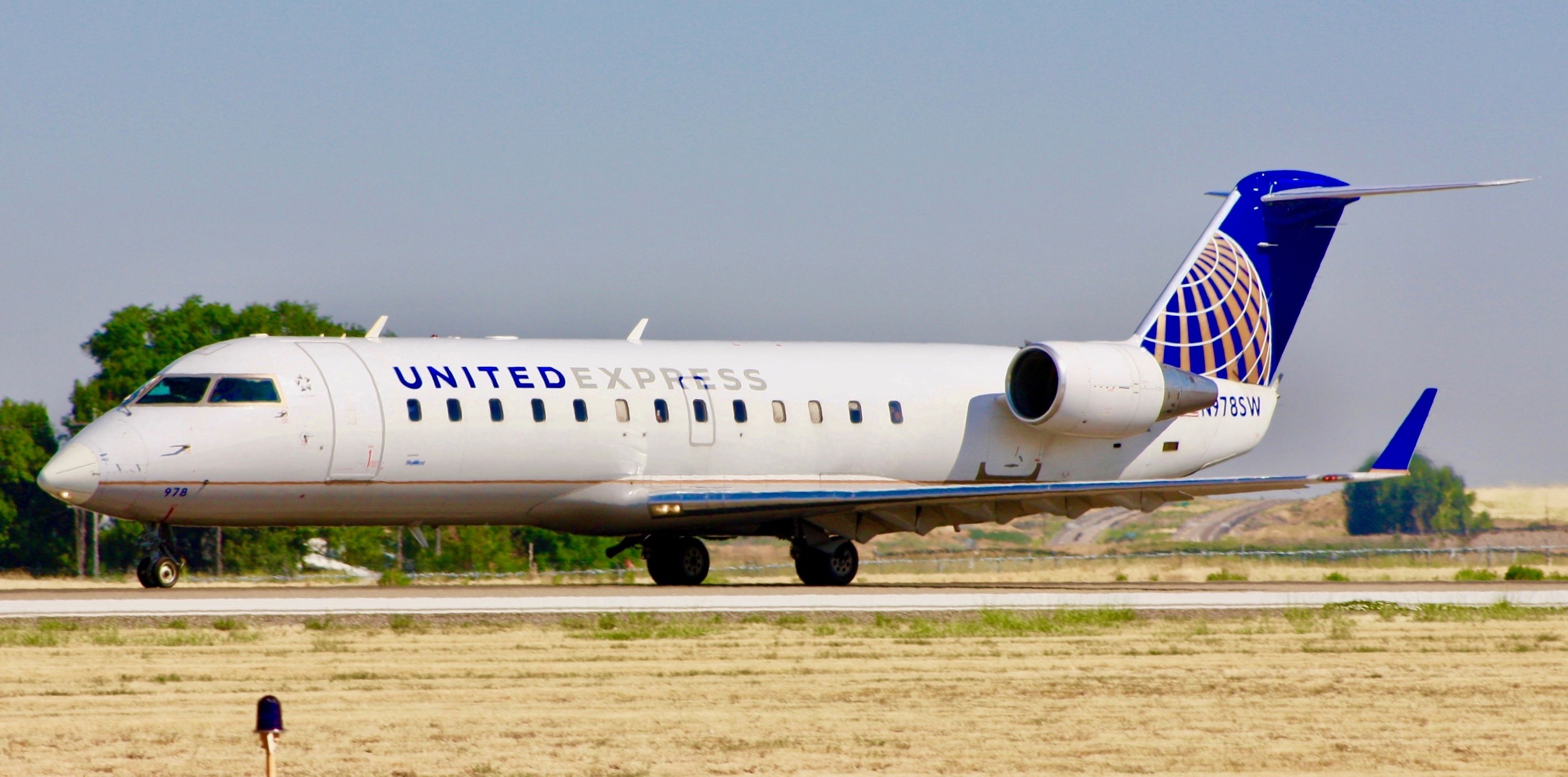 Chicago-Bound United Express Bombardier CRJ200 Diverts To Dayton