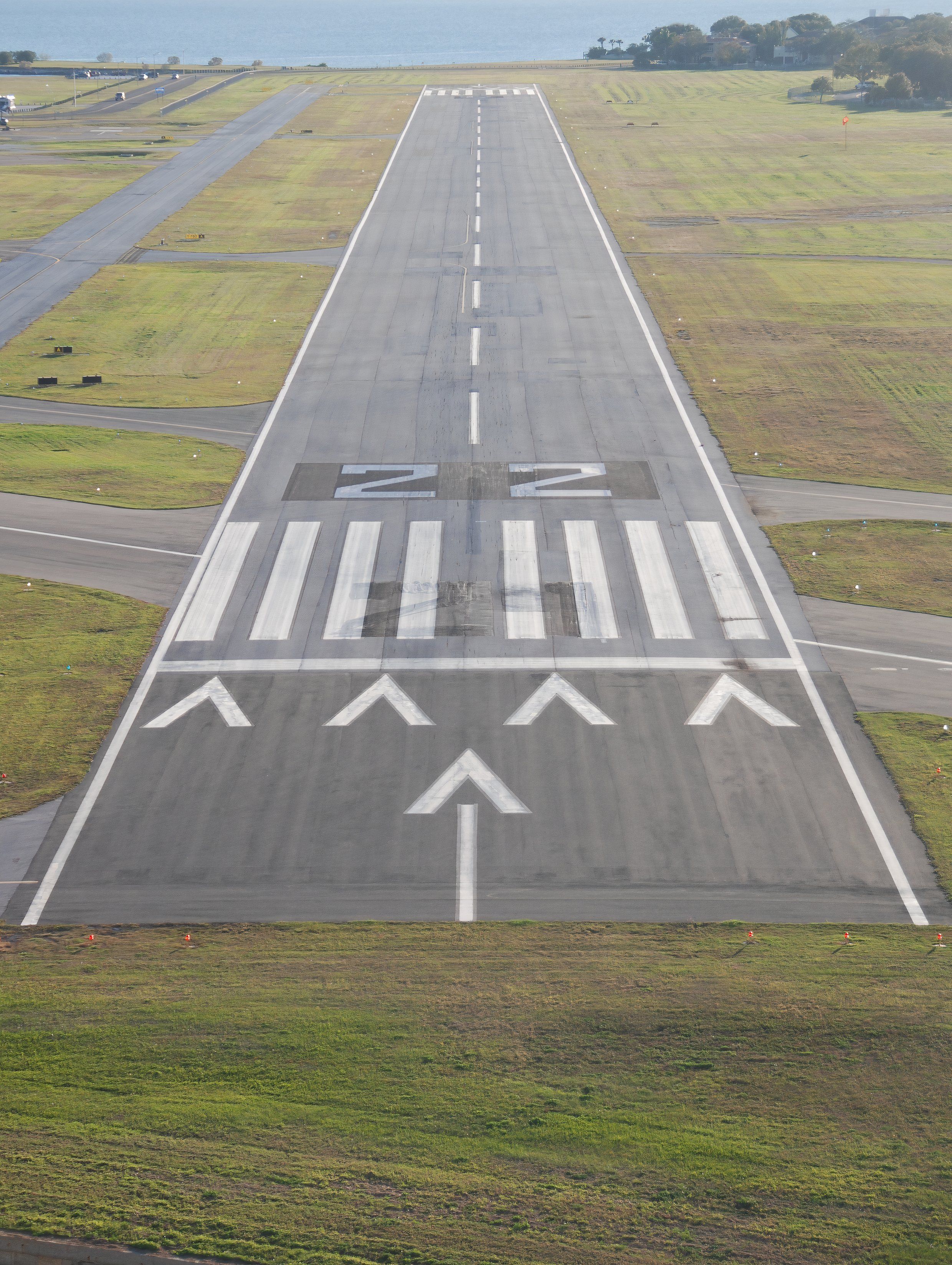 5 Things To Know About Runway Threshold Markings