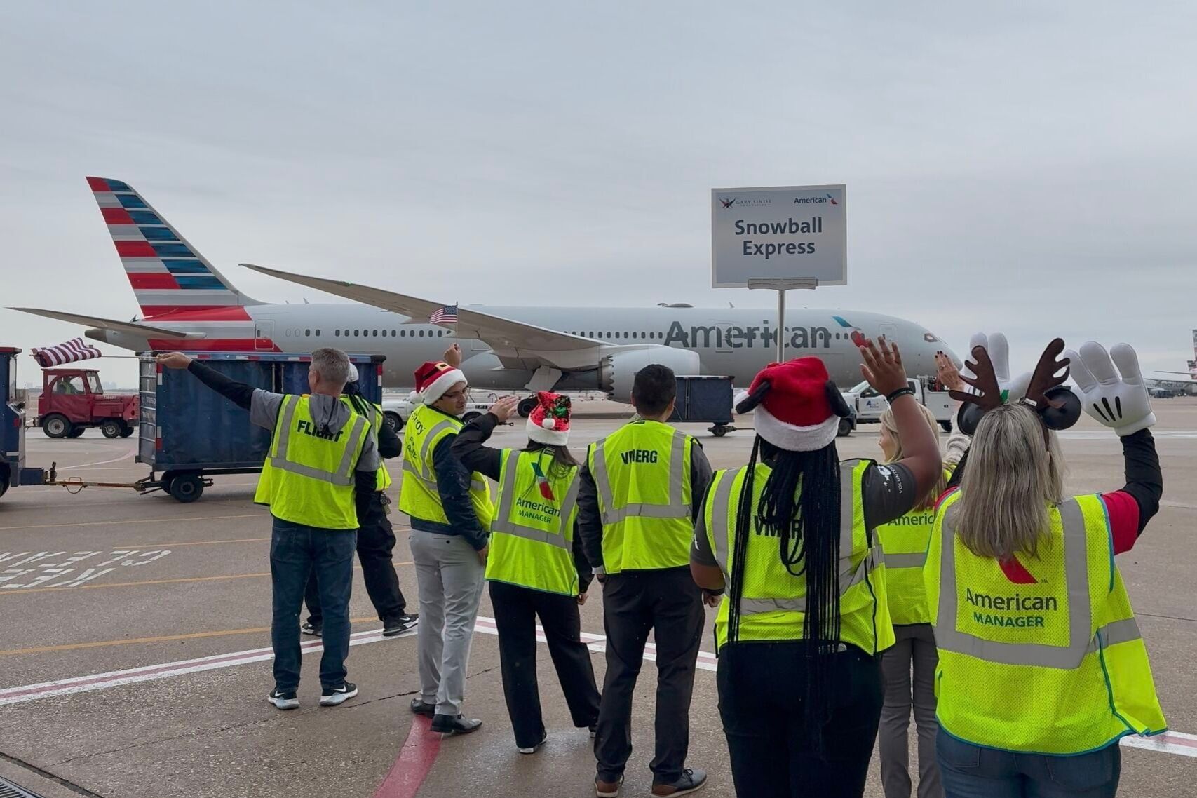 Snowball Express: American Airlines Makes Disney Dreams Come True For Families Of Fallen Heroes