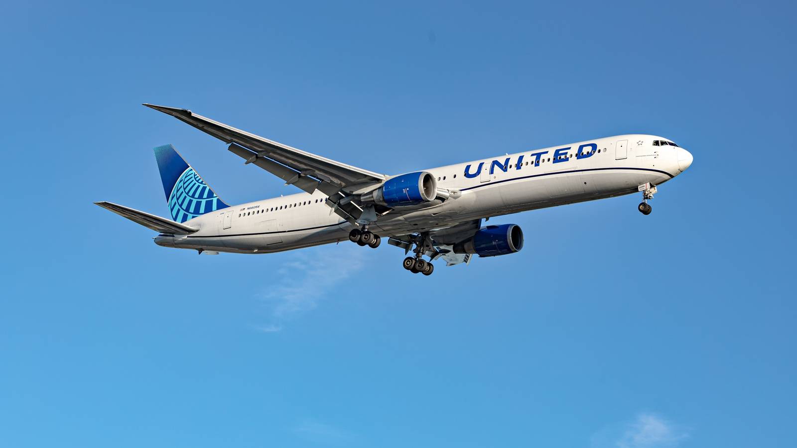 United Airlines' Use Of Generative AI Results In 6% Improvement In Overall Customer Satisfaction