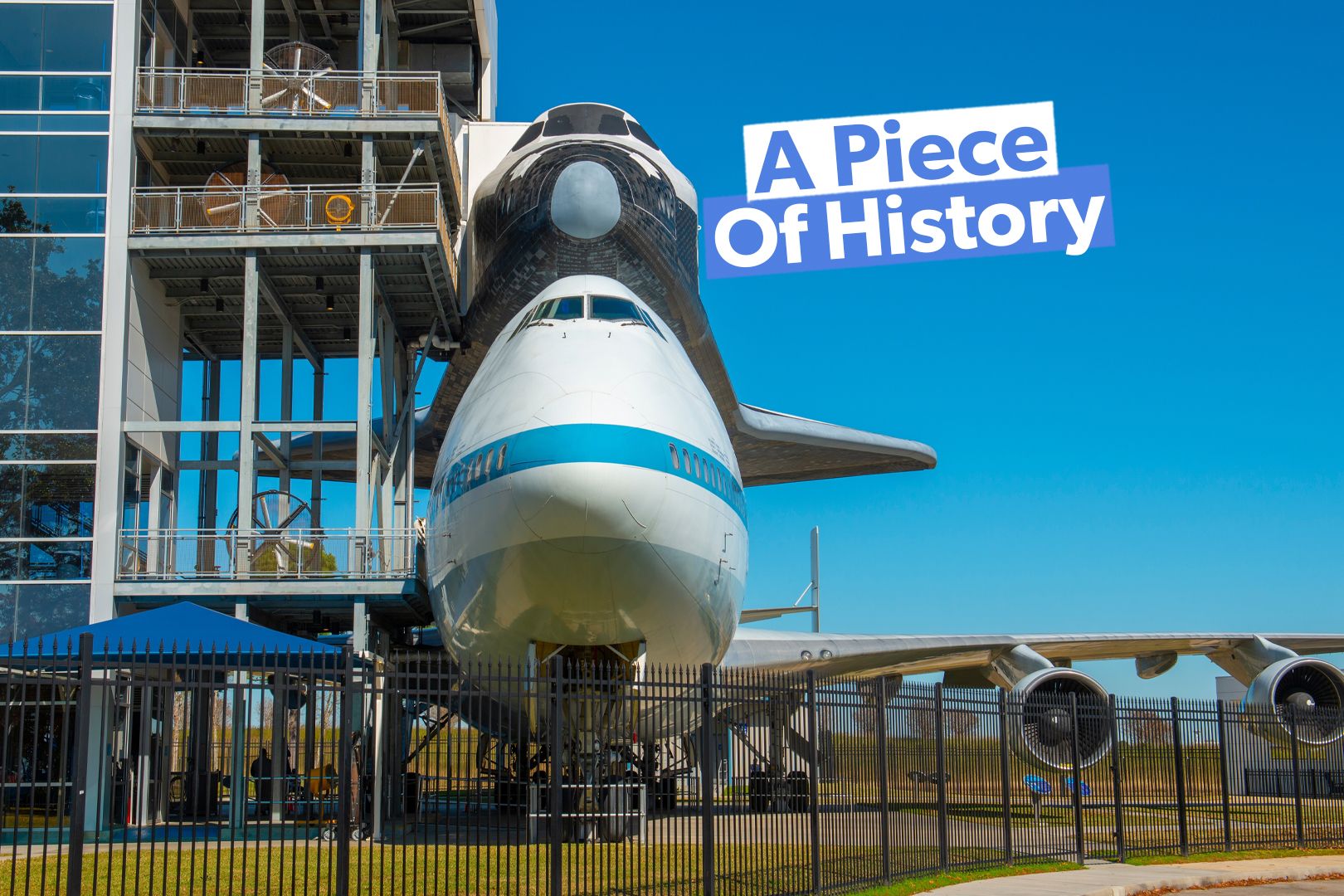 Which Boeing 747 Variant Was Used As The Shuttle Carrier Aircraft?