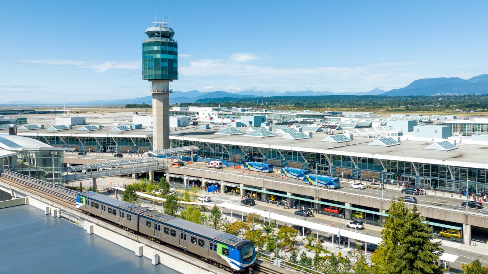 Christmas Janitor Strike Averted At Vancouver Airport