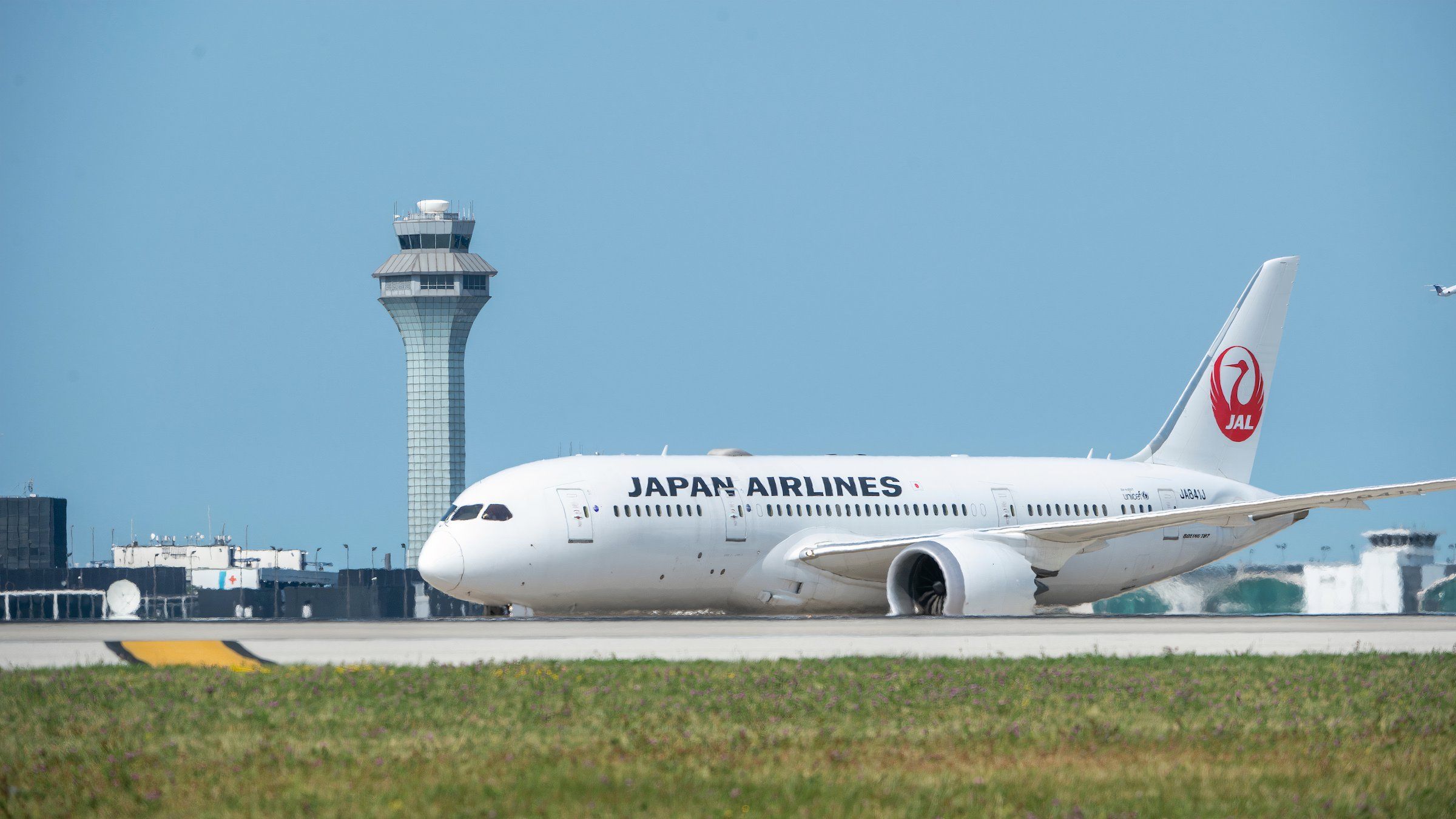 Japan Airlines (JAL) at Chicago O'Hare International Airport