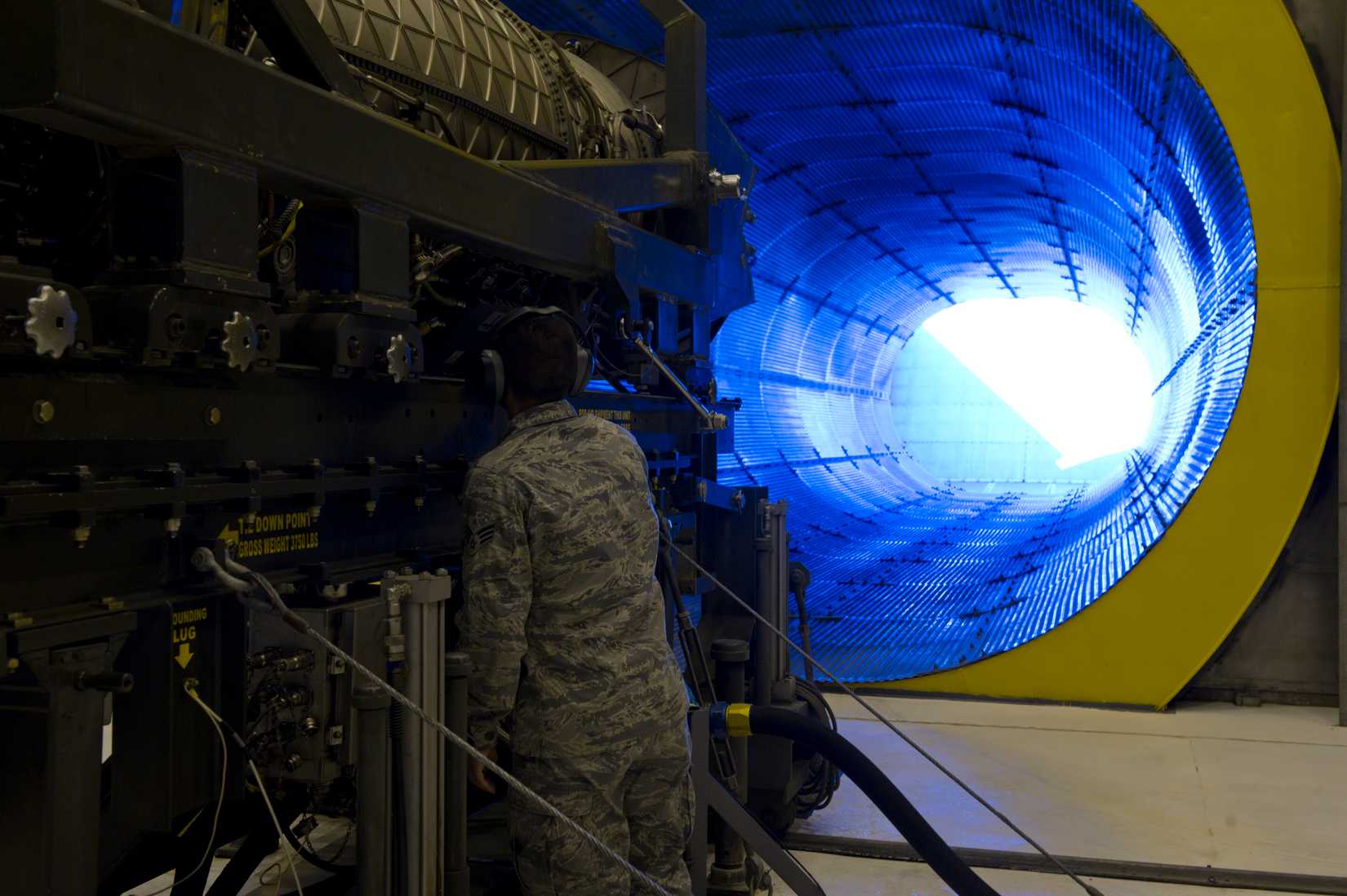 How Do Variable Cycle Engines Work On Fighter Jets?
