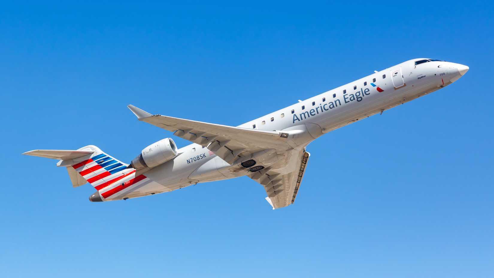 American Airlines & United Airlines Have Just Added These 5 Routes