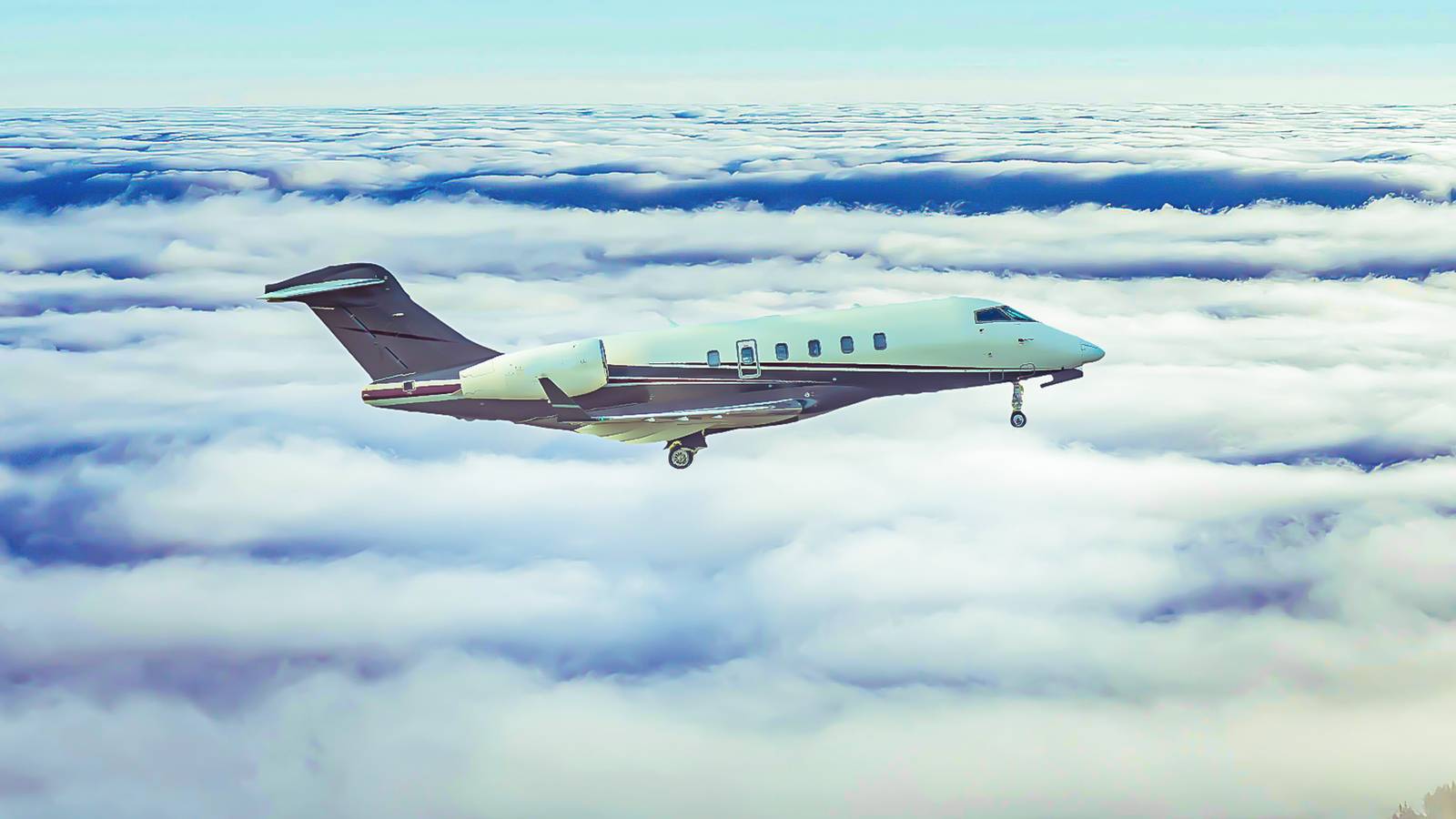 Flying Private To Florida? A Look At Palm Beach International Airport