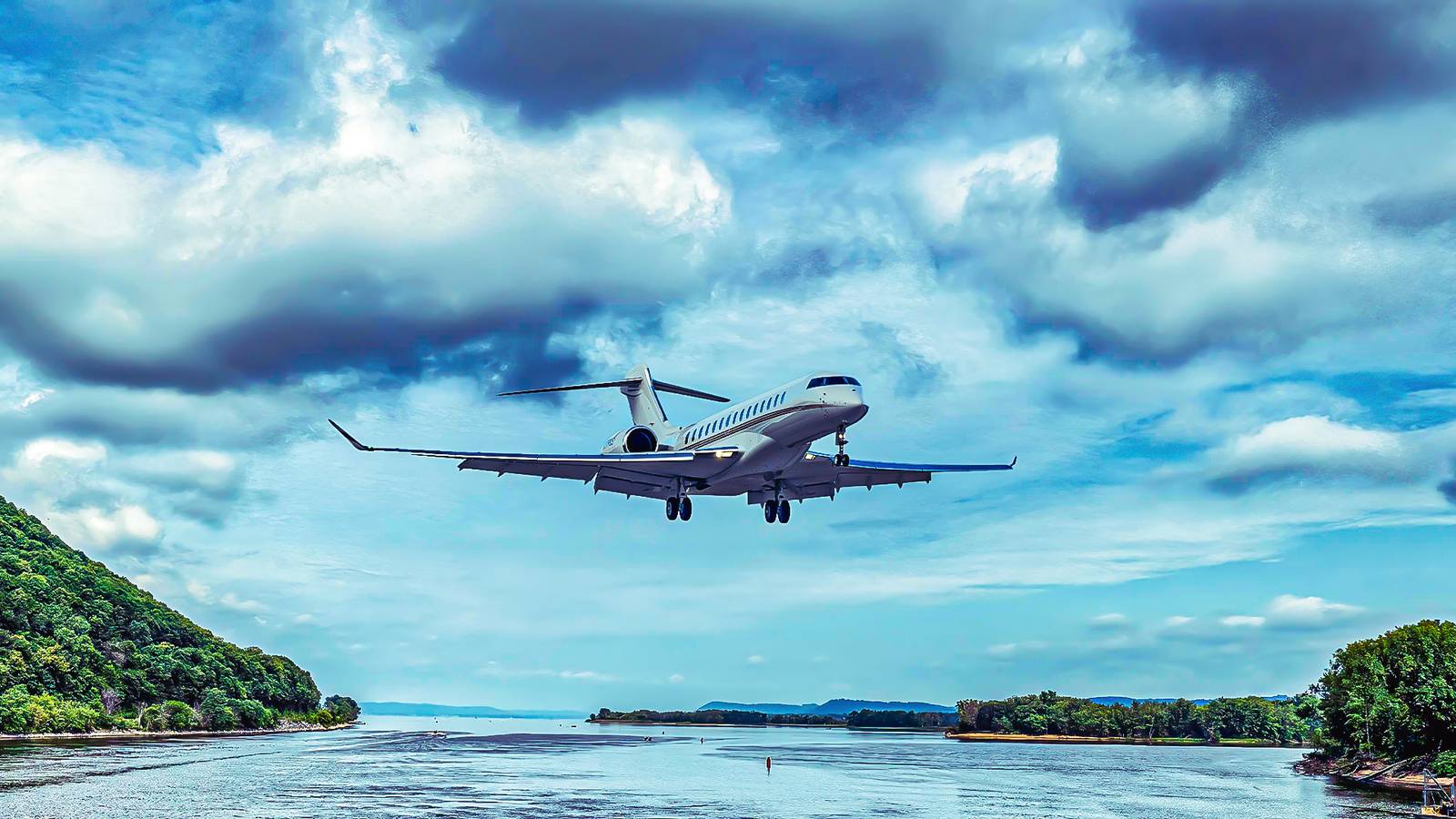 A Closer Look At The Bombardier Global 7500 That Matt Damon Flies