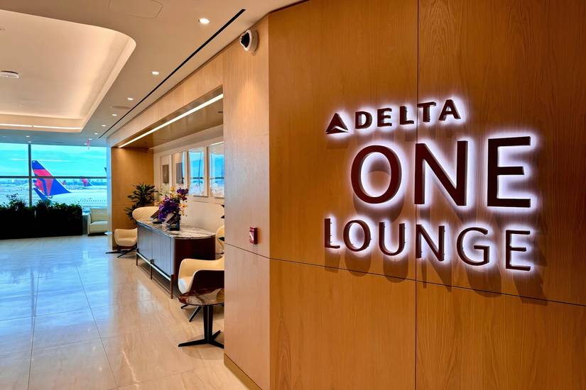 Delta-One-Lounge