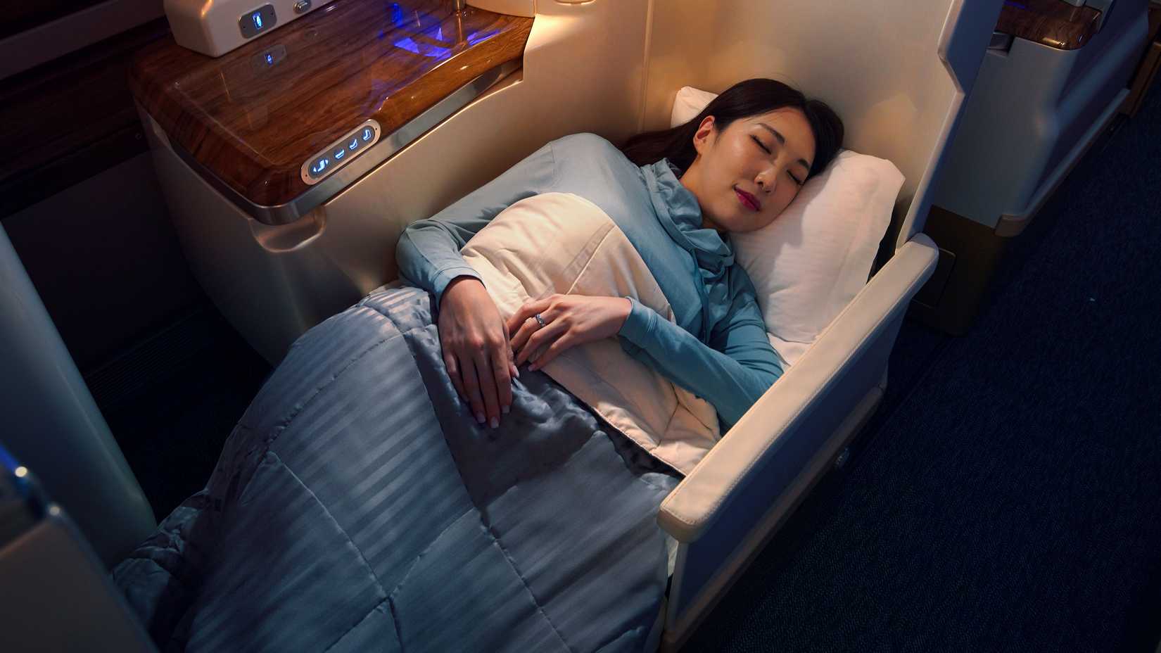 Flight Pyjamas Lufthansa's New Allegris Loungewear & 5 Other Airline Pajamas That Are ...