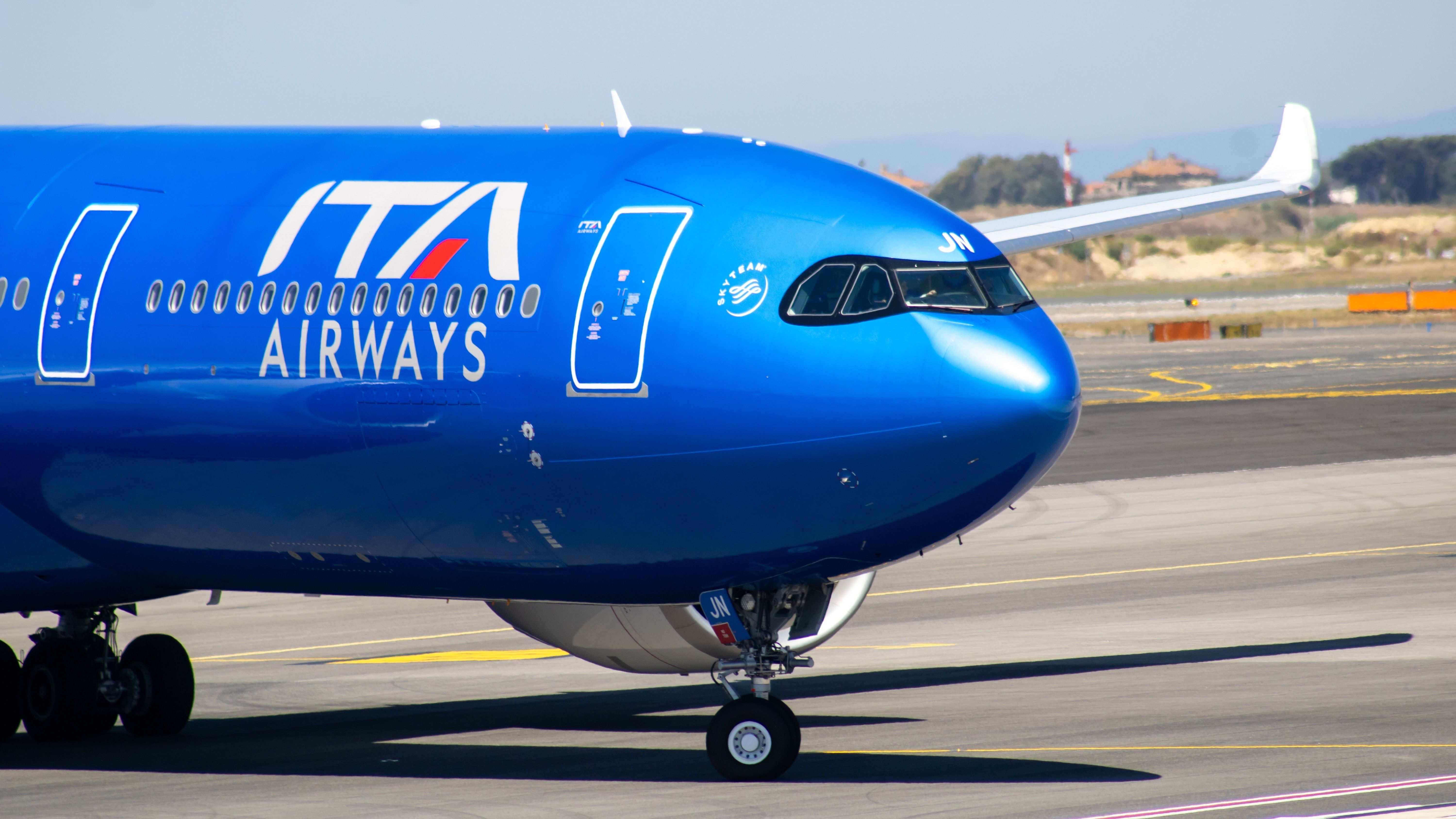 ITA Airways Airbus A330-900 taxiing at FCO