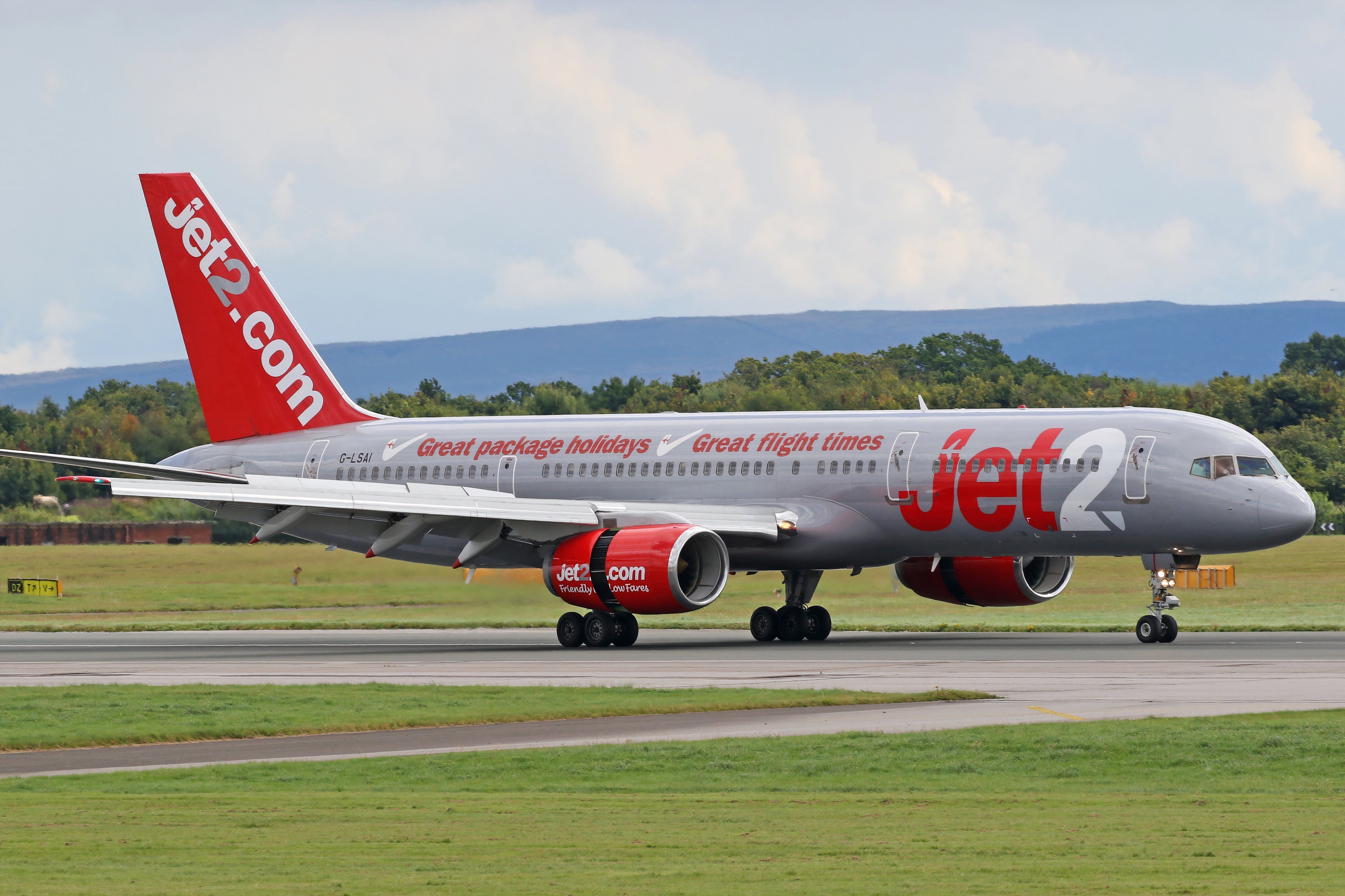 Jet2 757 (1)