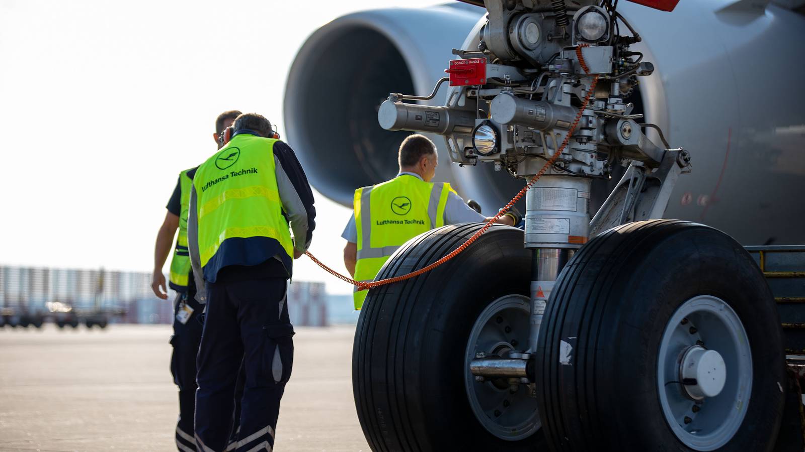 Lufthansa Group Plans 10,000 New Hires This Year