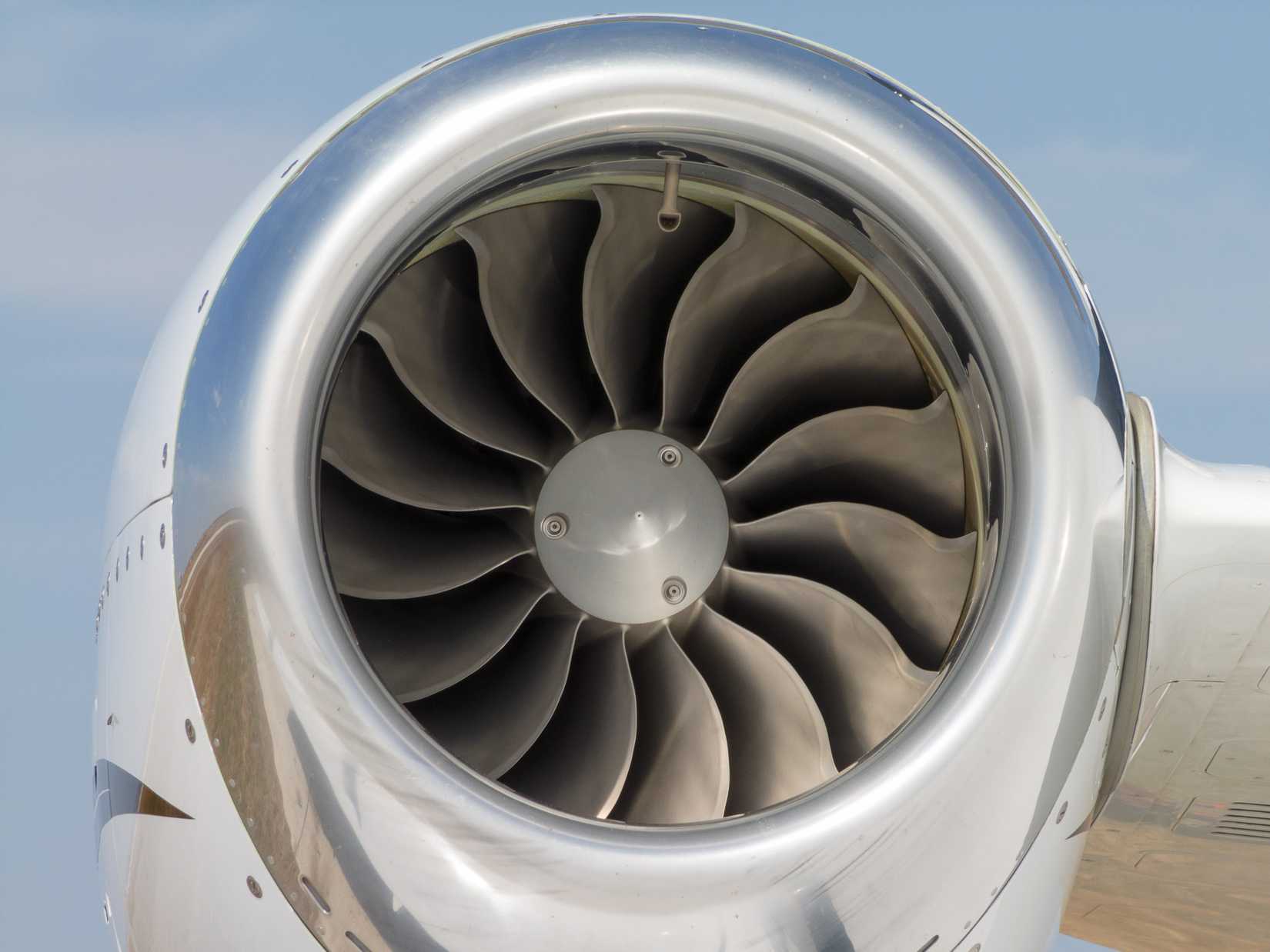 Light Embraer Business Jet: A Closer Look At The Embraer Phenom 100