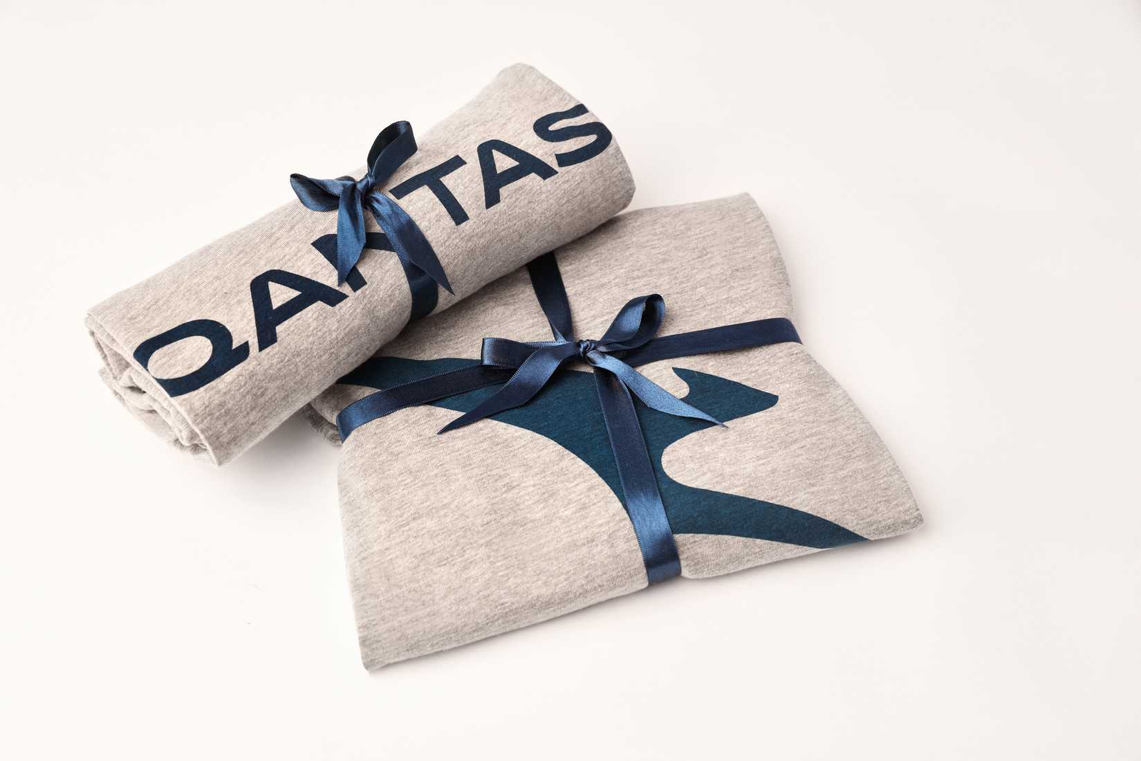 Lufthansa's New Allegris Loungewear & 5 Other Airline Pajamas That Are ...