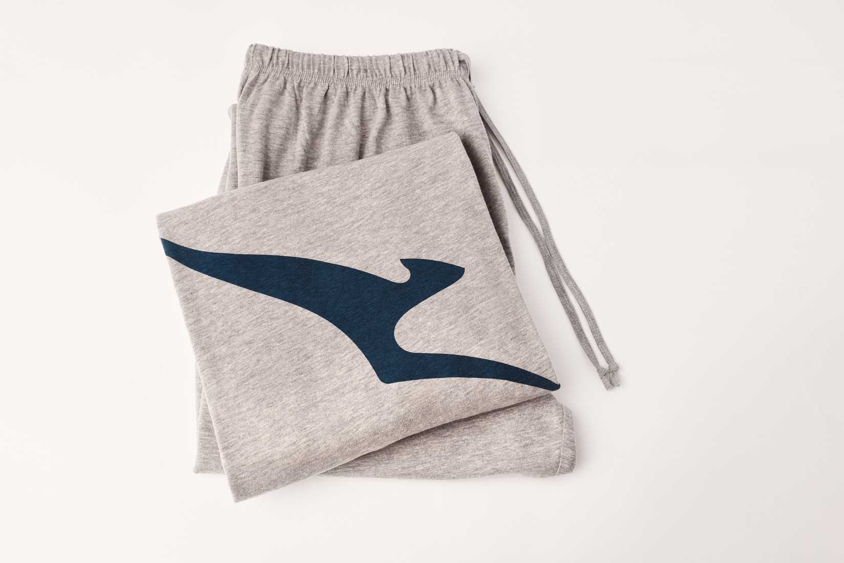 Flight Pyjamas Lufthansa's New Allegris Loungewear & 5 Other Airline Pajamas That Are ...