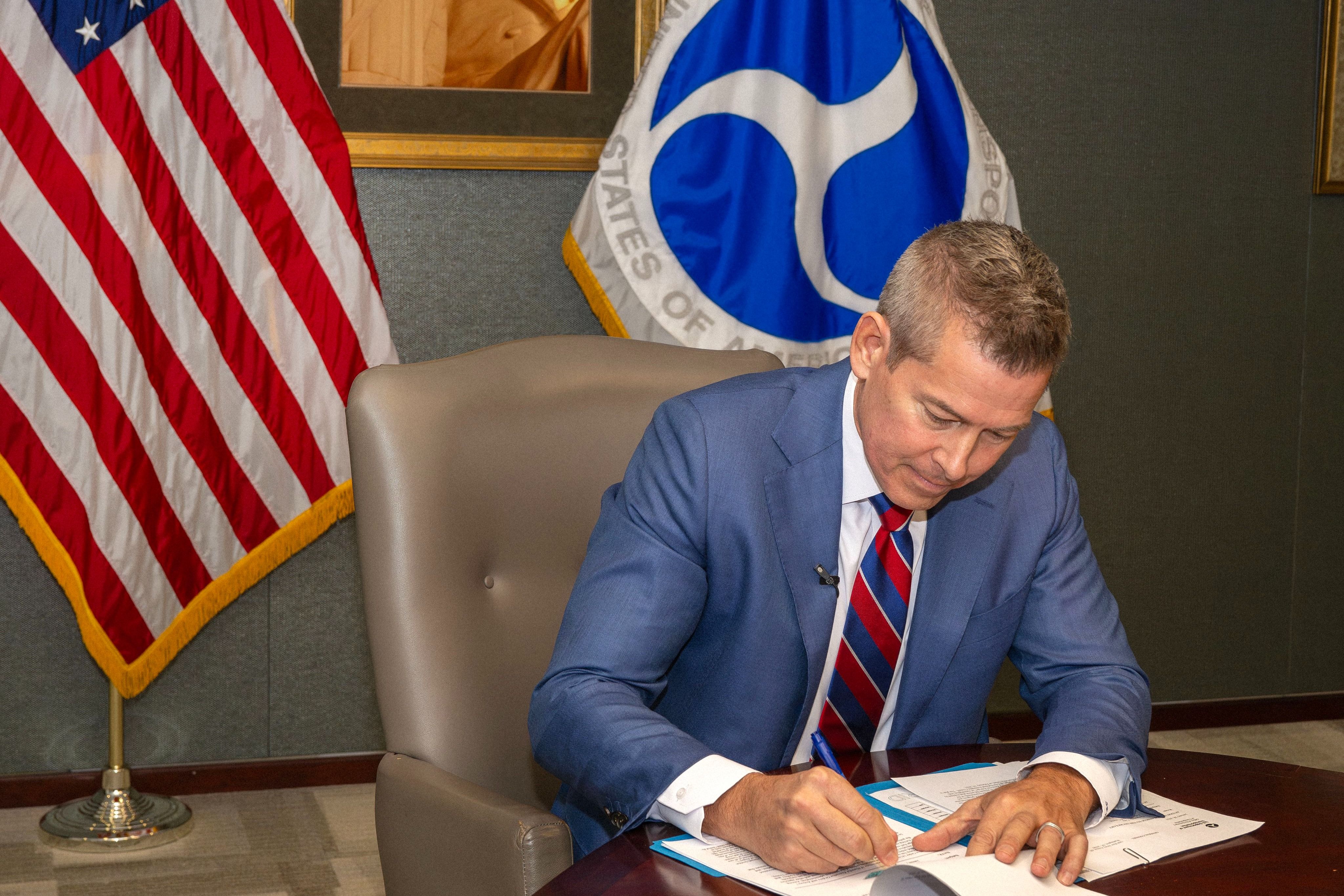US DOT New Head Announces End To Diversity, Equity & Inclusion Policies