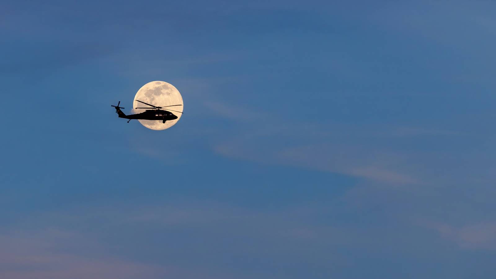 Helicopter Crew Involved In DC Midair Collision Were "Very Experienced"