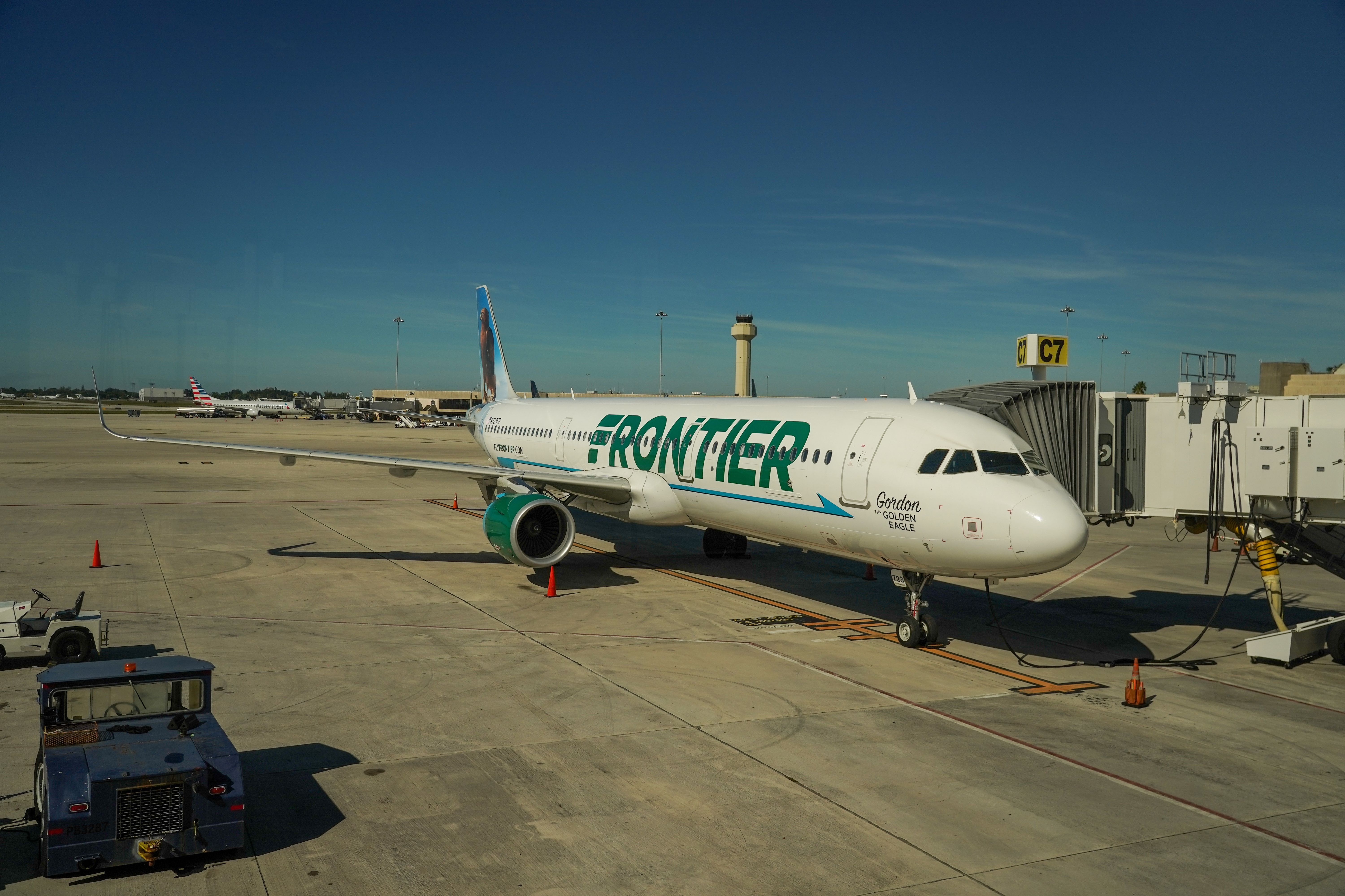 Frontier Airlines Expands Volaris Codeshare Partnership With 4 New Routes