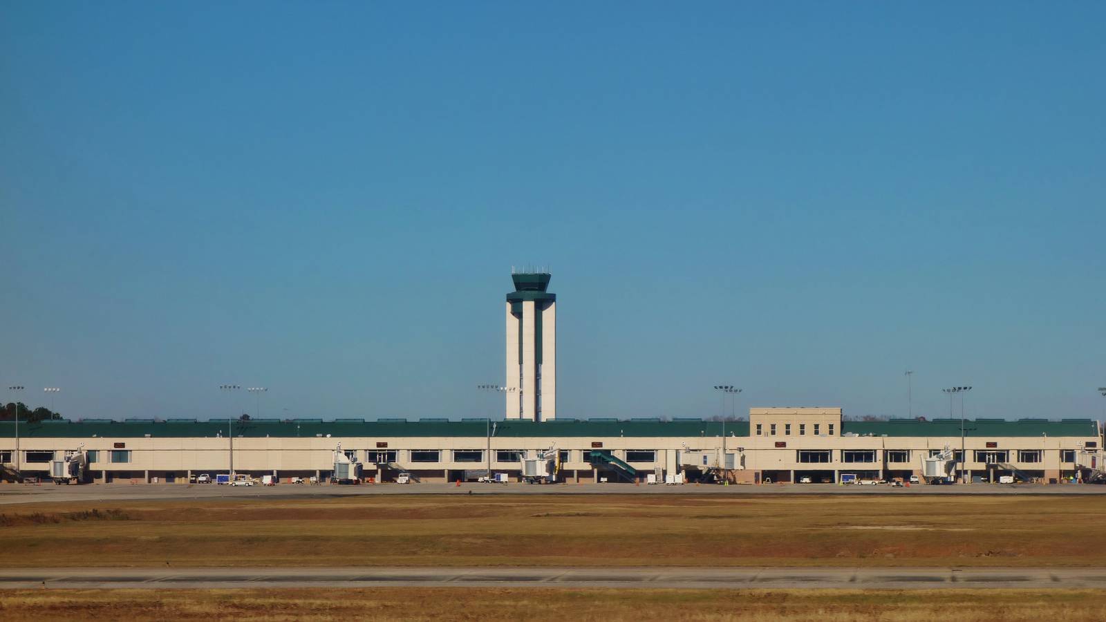 Police Board Southwest Airlines Plane At Savannah/Hilton Head International Airport To Arrest Pilot For DUI
