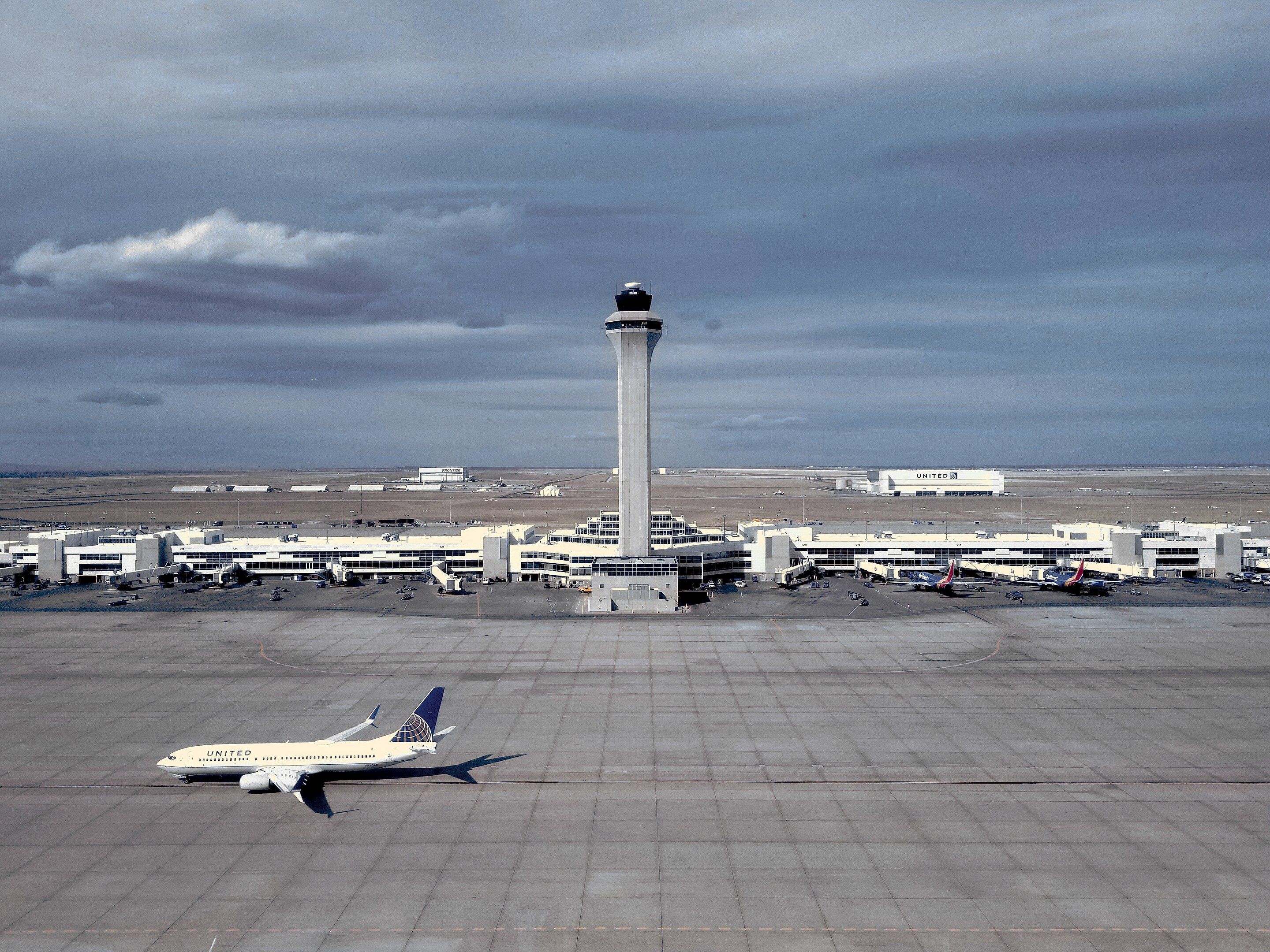 What Airplane Needs The Longest Runways?
