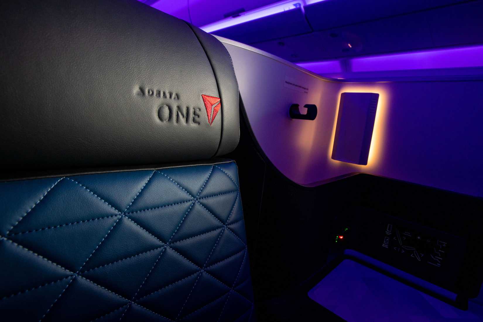 Delta one seat