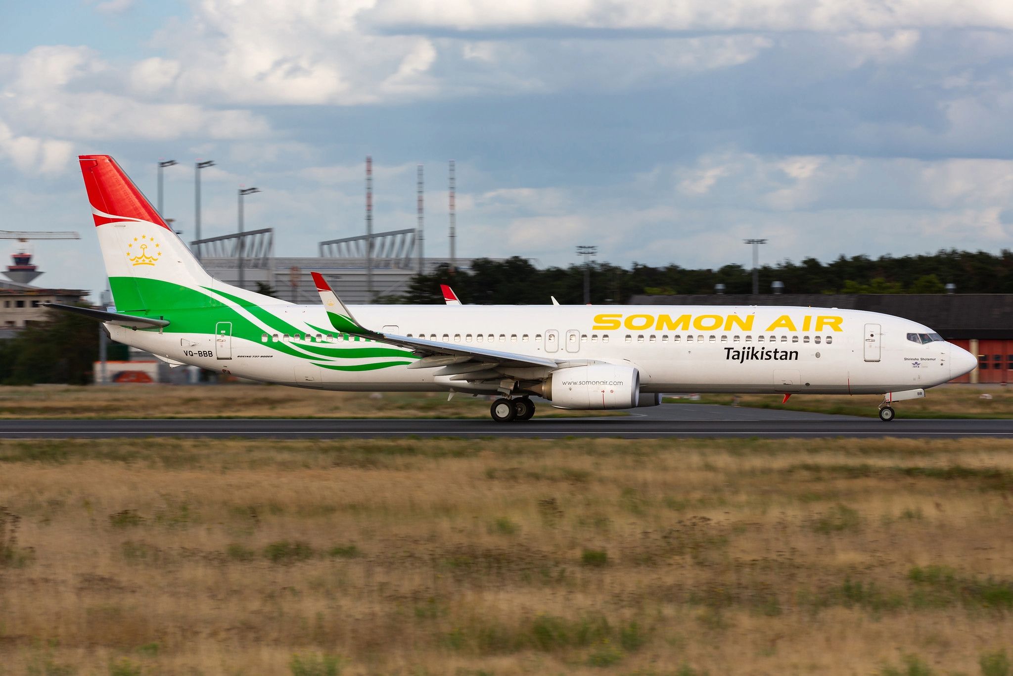 Tajikistan’s Somon Air Buys 2 Boeing 737 MAX 8s & Mulls Direct London Flights