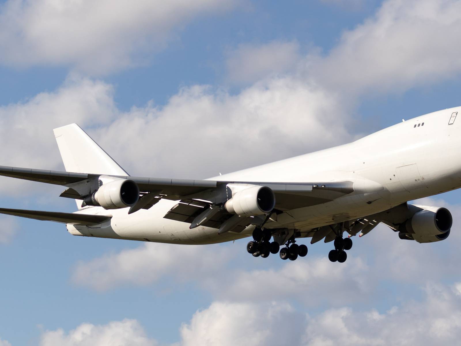 FAA Issues Final Rule On Fix For Boeing 747 Crew Seat Malfunction