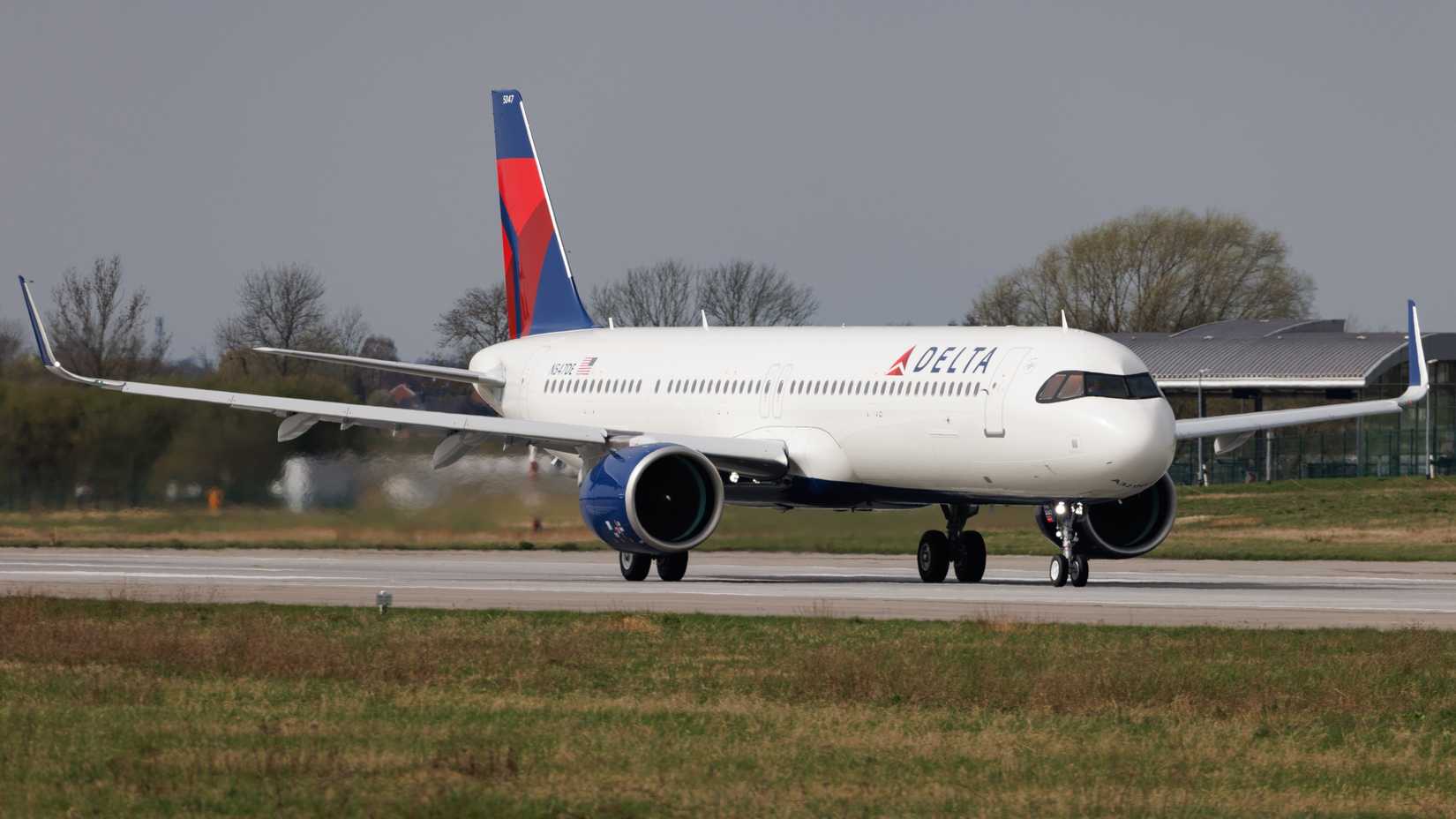 Delta Air Lines Airbus A321neo at Airbus XFW shutterstock_2446541663