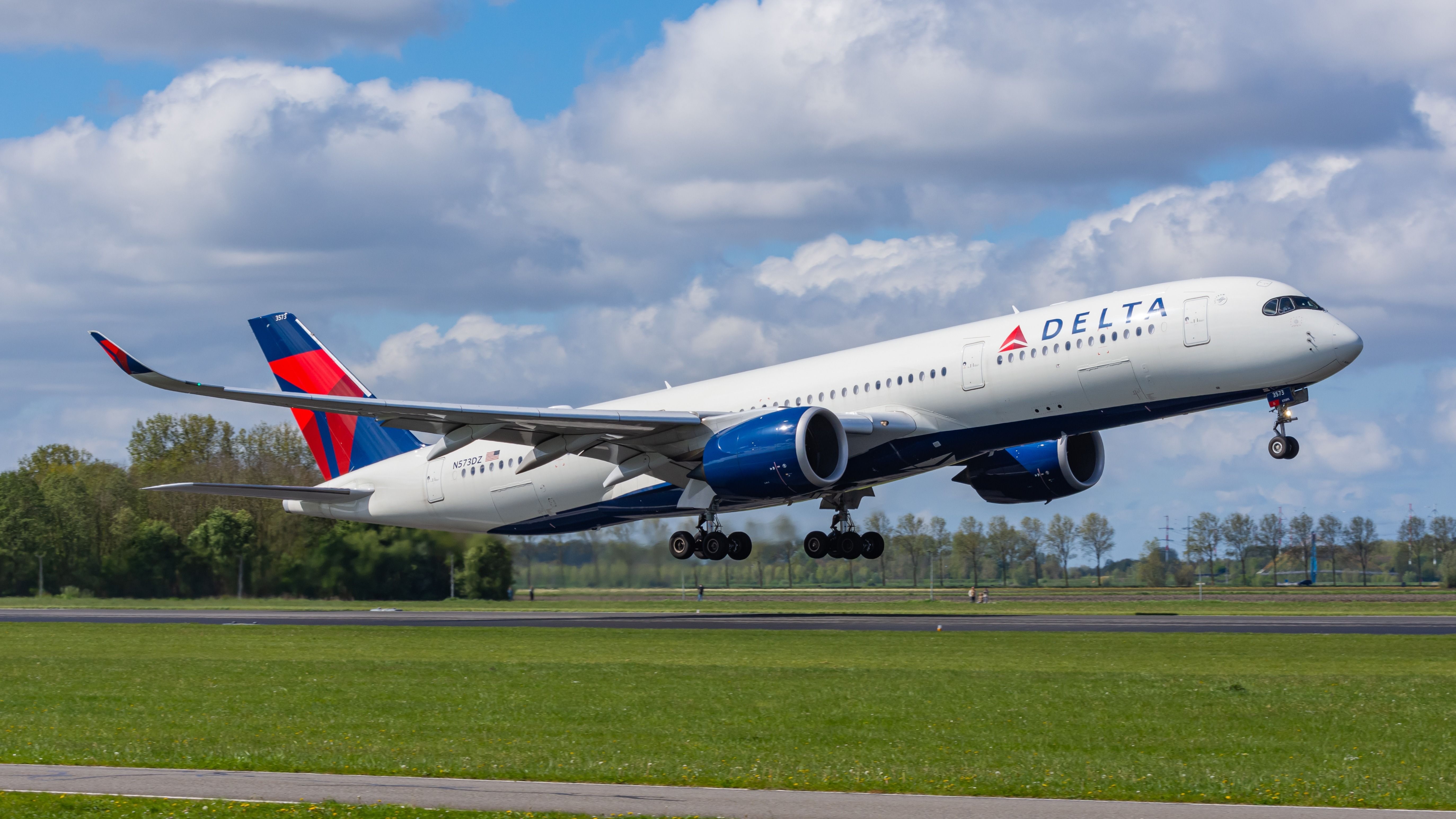 Spotted: Delta Airbus A350-900 In Special 