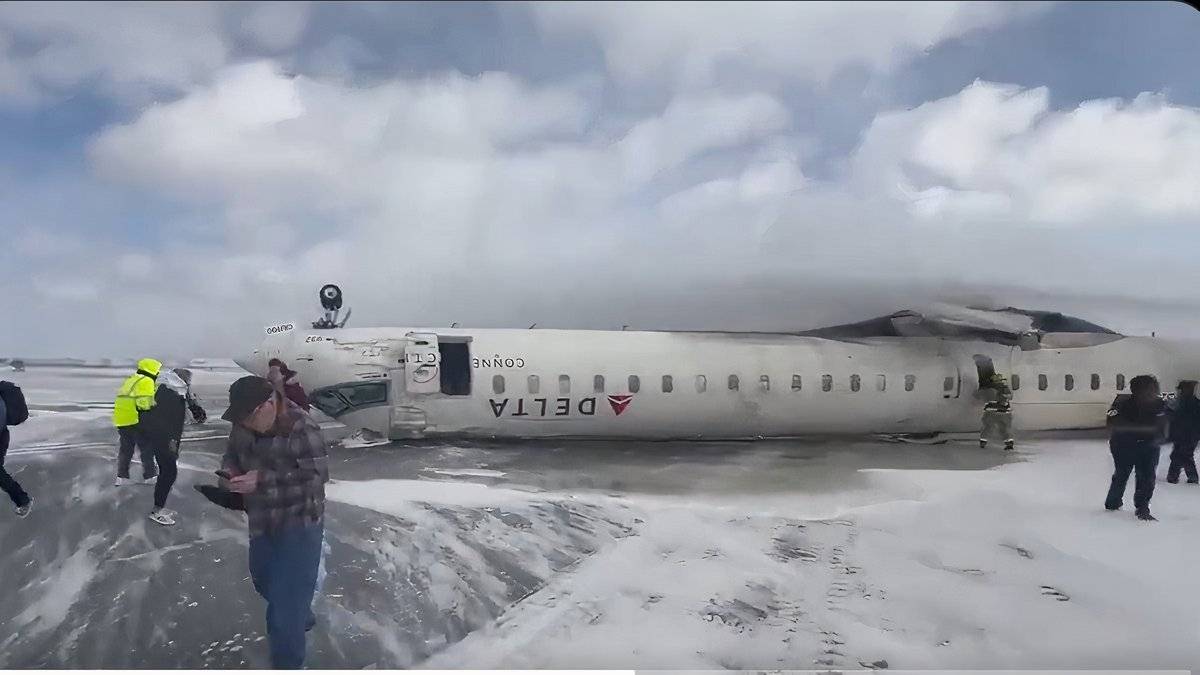 Delta Endeavor CRJ900 Crash In Toronto On Landing: Everything We Know So Far