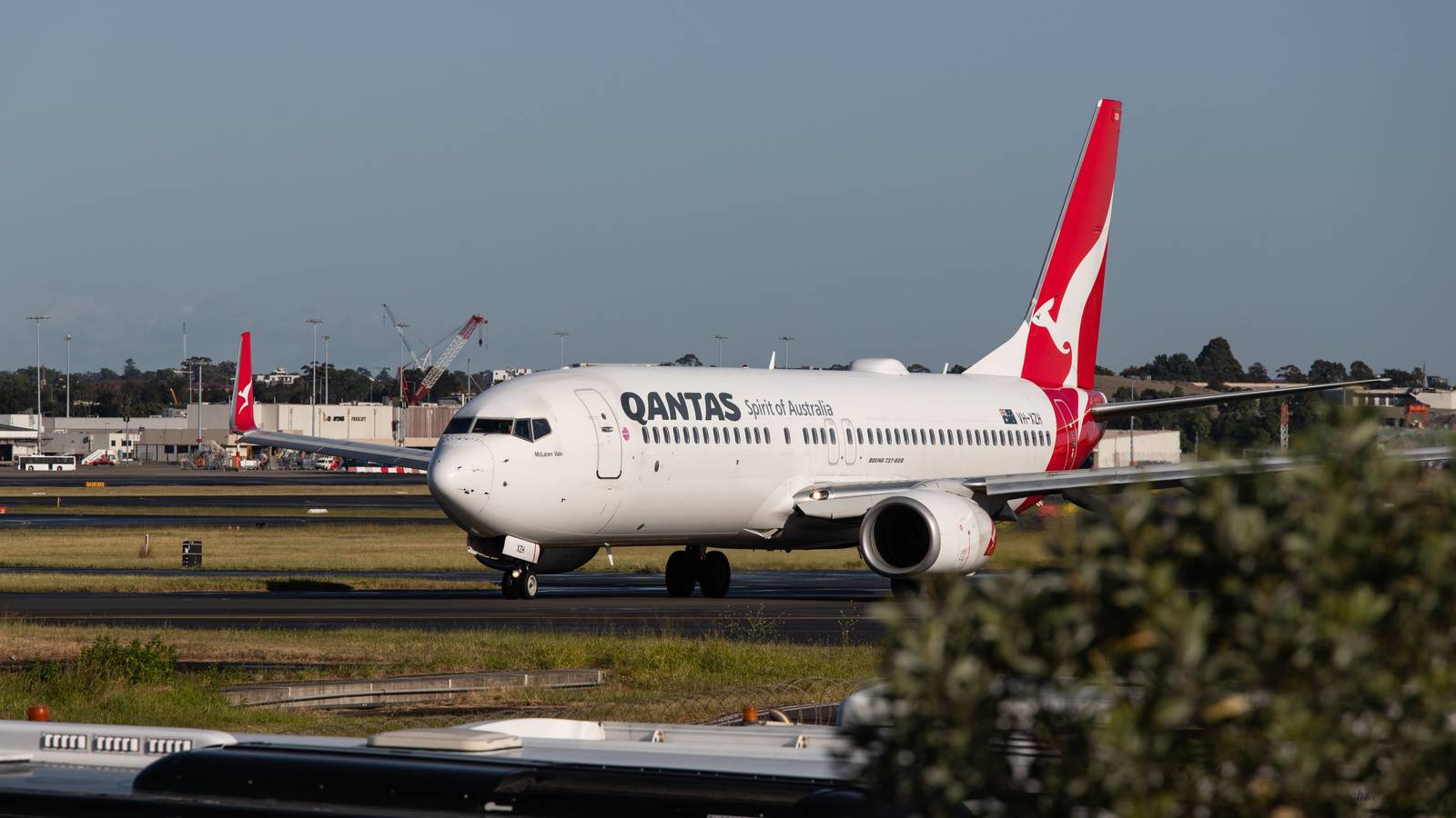 Embraer 190 To Airbus A220 To Boeing 737-800: Qantas Shuffles Planes On Darwin-Singapore Route