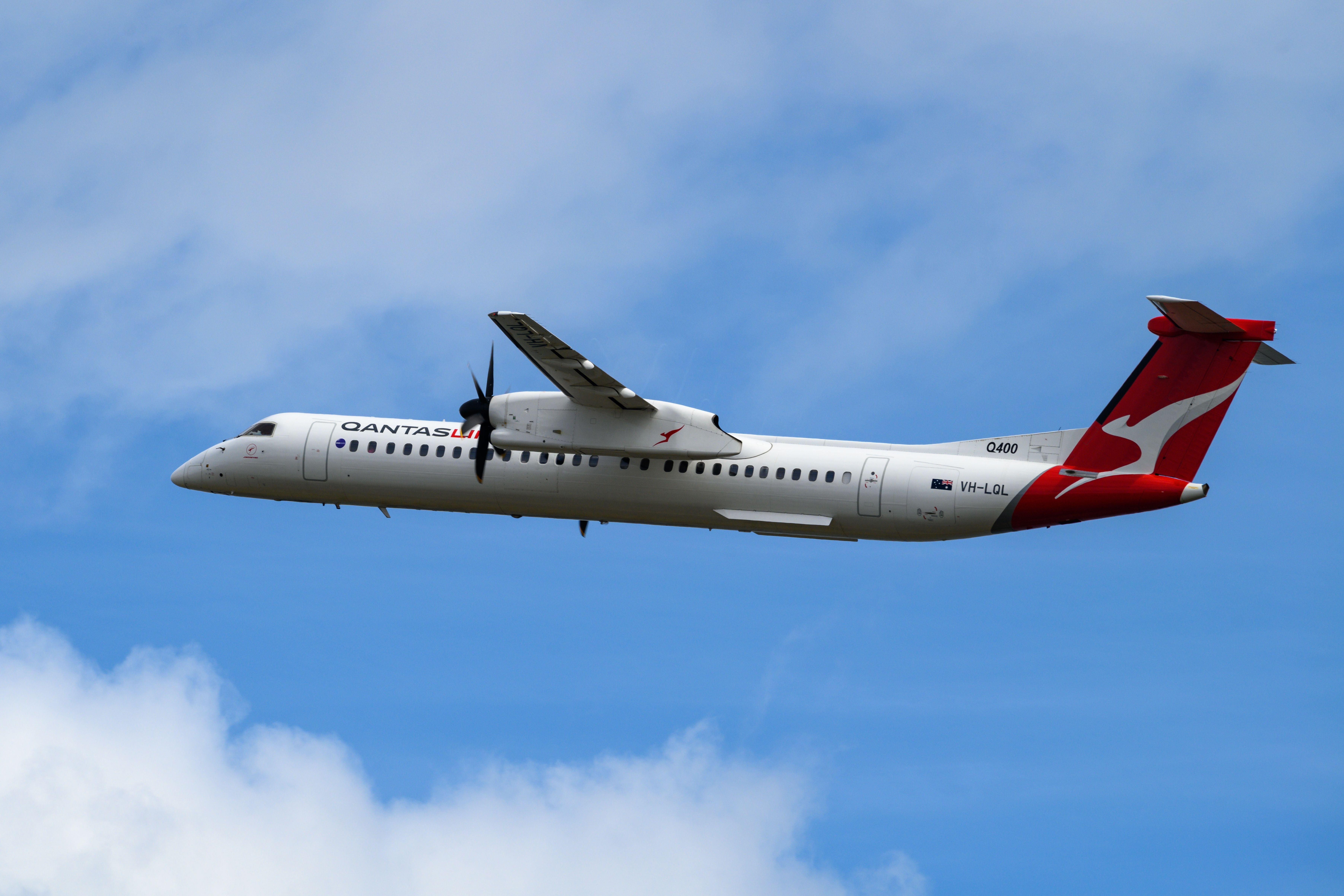 QantasLink Gets Fleet Upgrade To Q400 On Adelaide Routes
