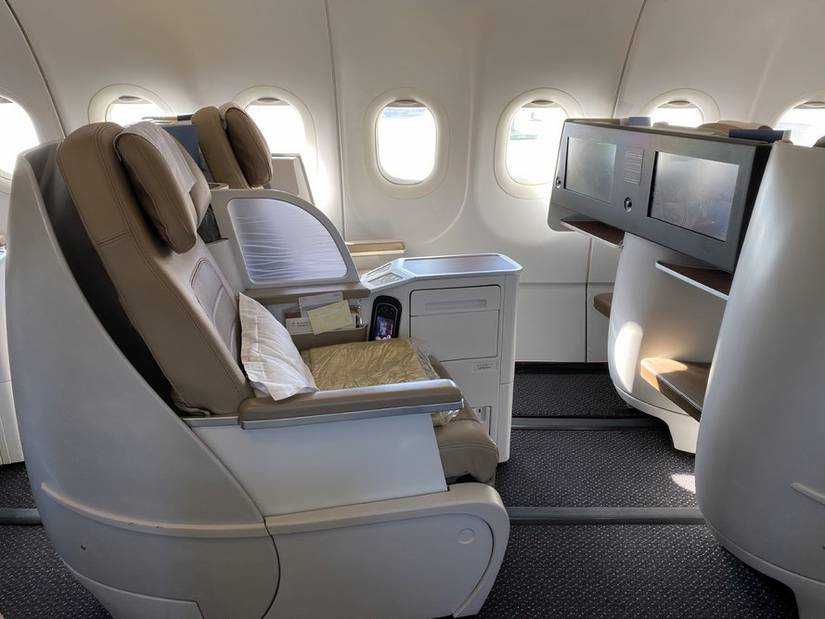 Saudia A320 lie-flat seat
