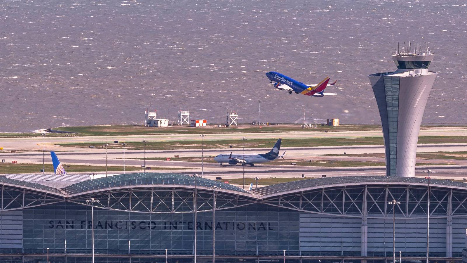 Oakland ATC Outage Results In Several Transpacific Delays & Diversions
