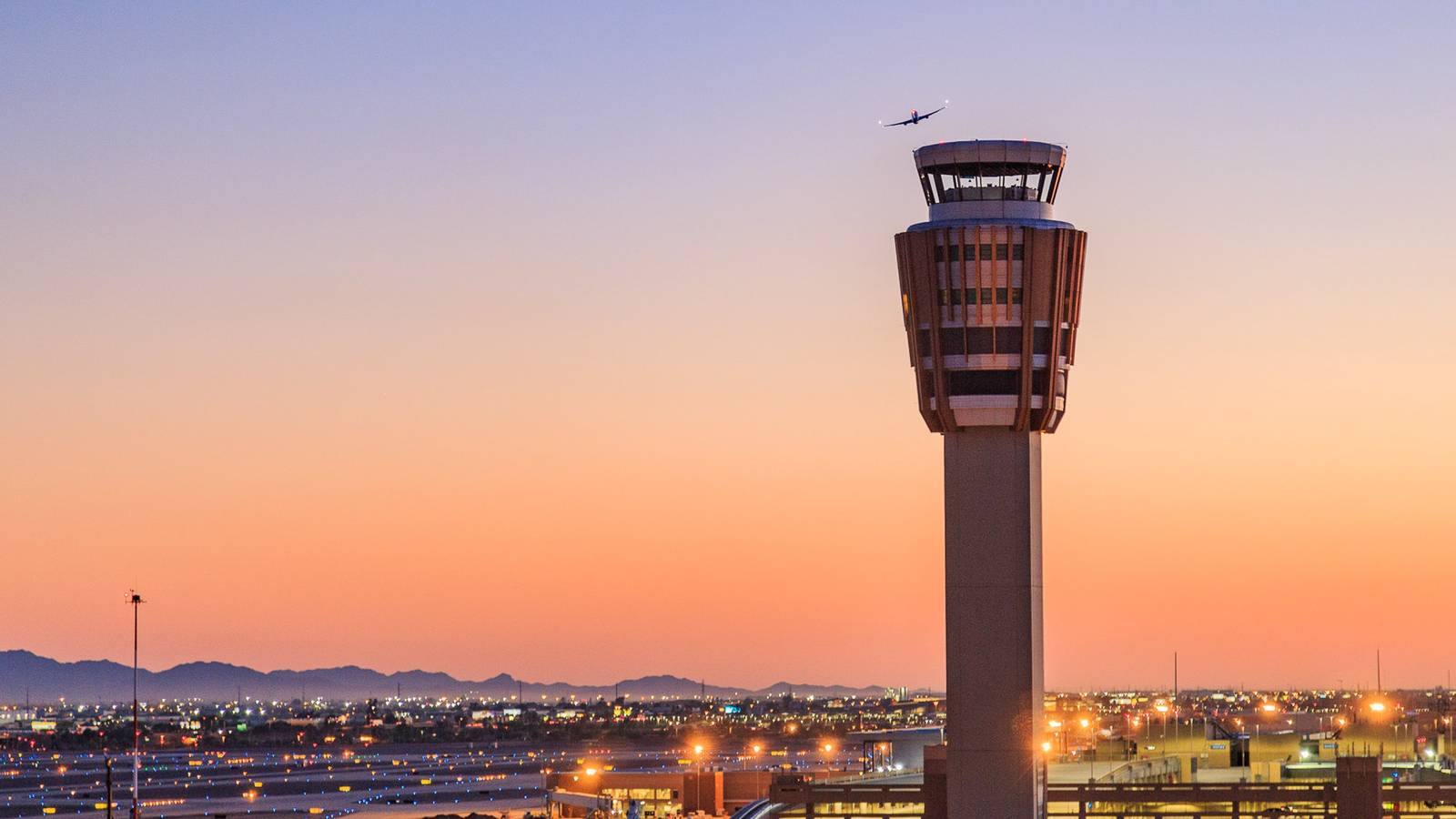 New Report Finds 90% Of ATC Facilities Are Short-Handed