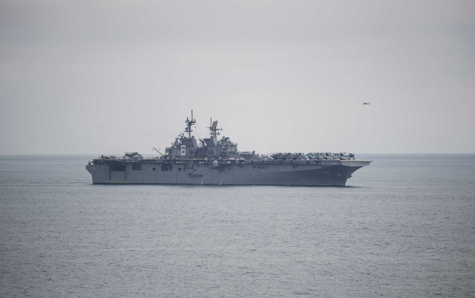 The amphibious assault ship USS America (LHA 6) underway in the Pacific Ocean.