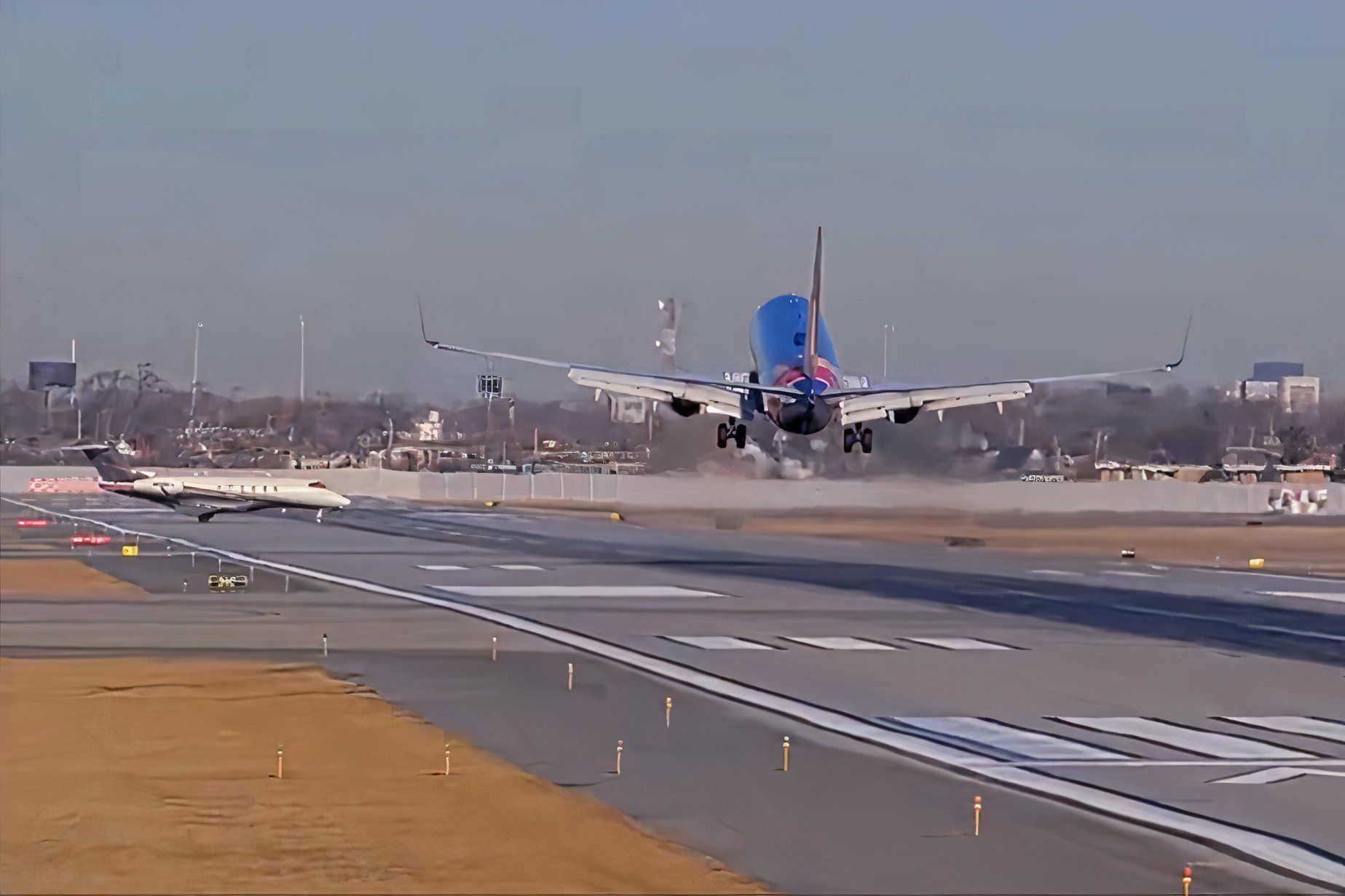 Southwest Airlines Boeing 737-800 Nearly Collides With Private Jet In Chicago