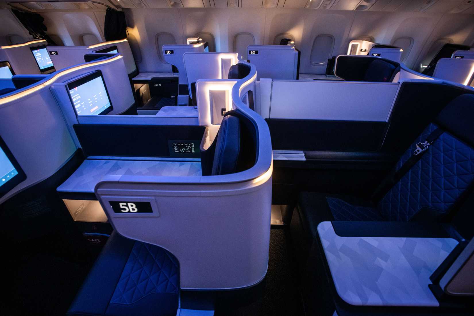 Boeing 767 Delta One Cabin