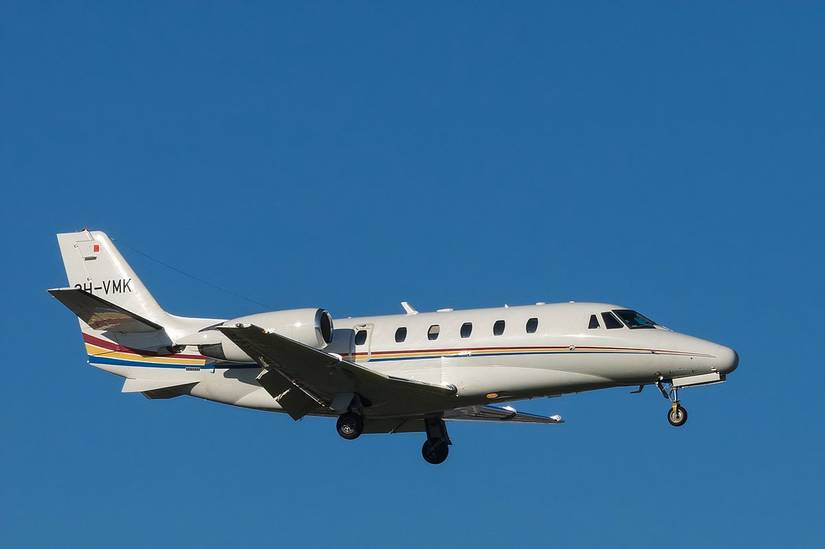 9H-VMK_Cessna_560XL_Citation_XLS_C56X_-_LWG_(22694156204)