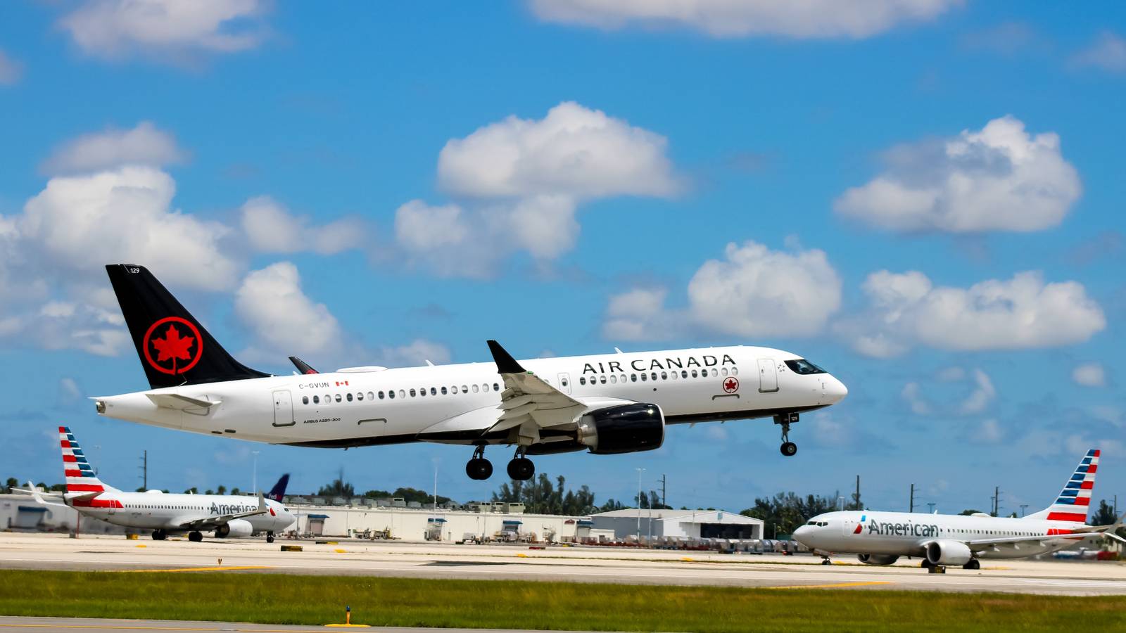 Air Canada Airbus A220 Evacuated At DEN Due To Suspected Electrical Fire