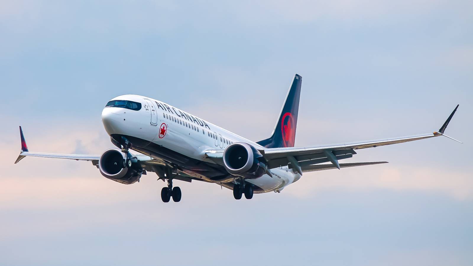 Air Canada Expands European Routes Including New Flights From Montreal To  Edinburgh, image size:1600x900