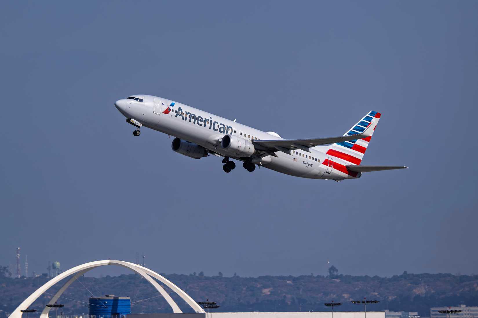American Airlines Boeing 737-800 departing Los Angeles International Airport LAX shutterstock_2579064499