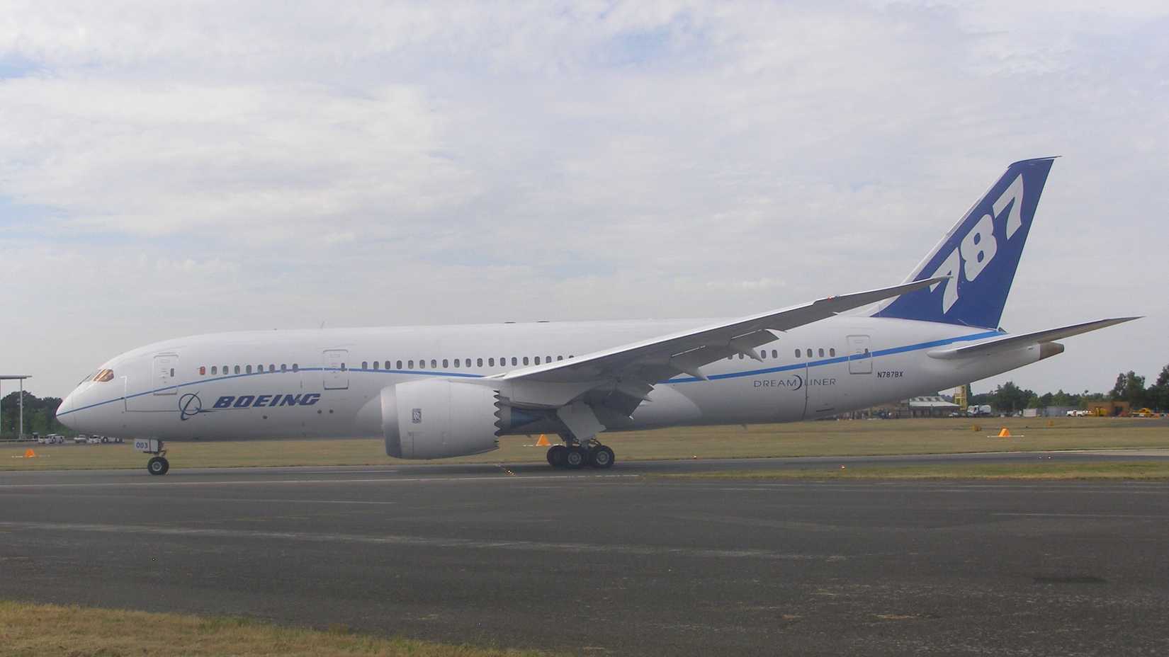 B787 Generic Delivering The Dreamliner: What It Took To Develop The Boeing 787