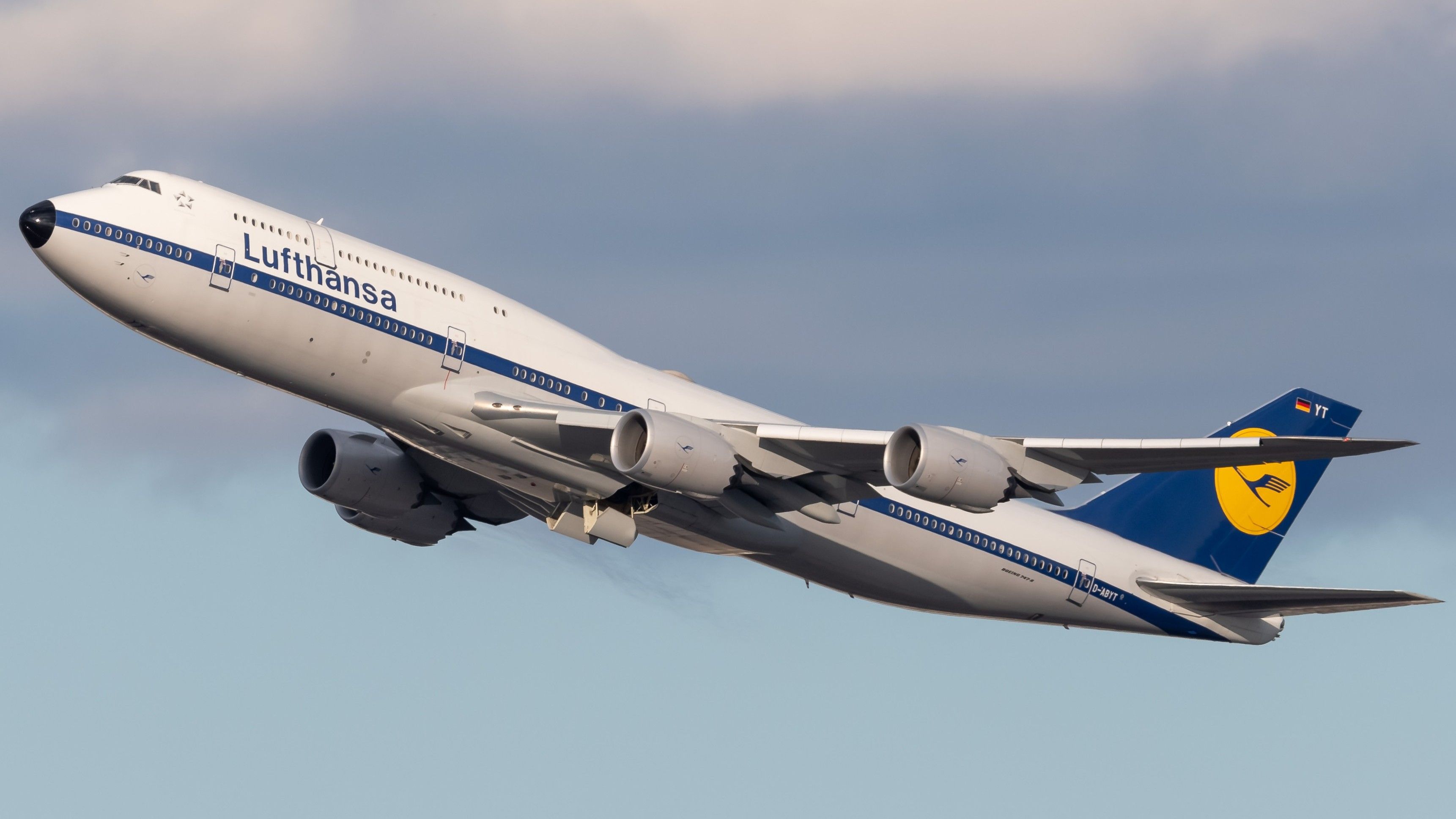 Lufthansa Will Start Allegris First Class Retrofit Beginning With