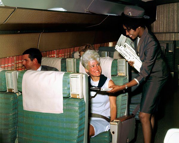 The DC-8: The 1st Douglas Jetpowered Passenger Plane