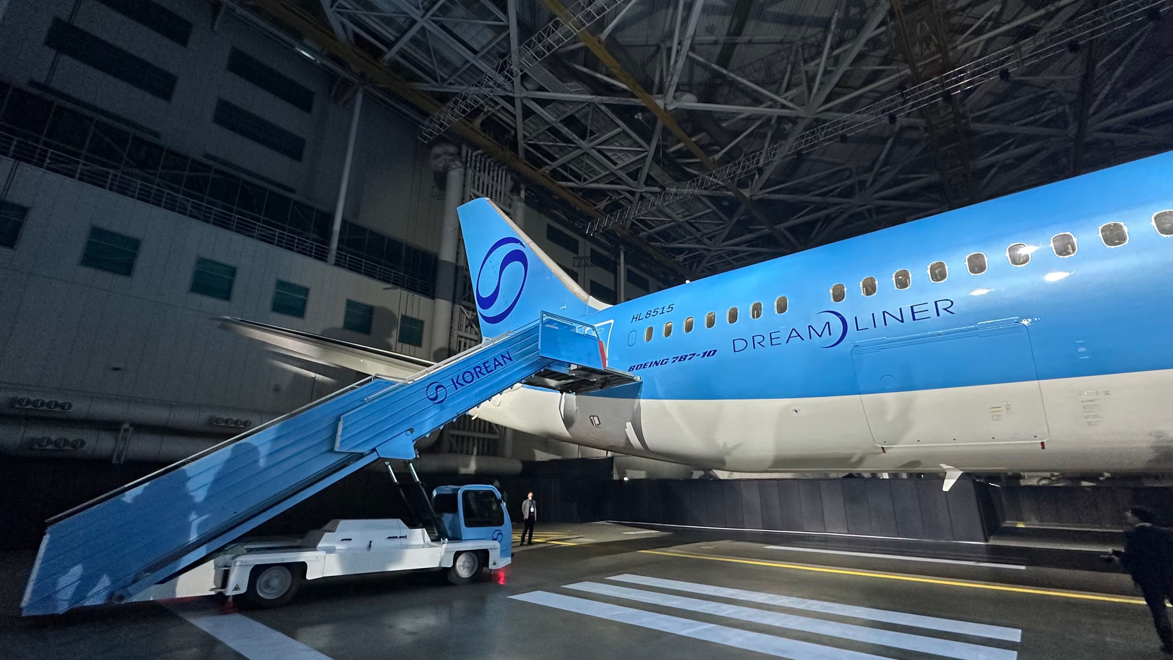 korean-air-new-livery-