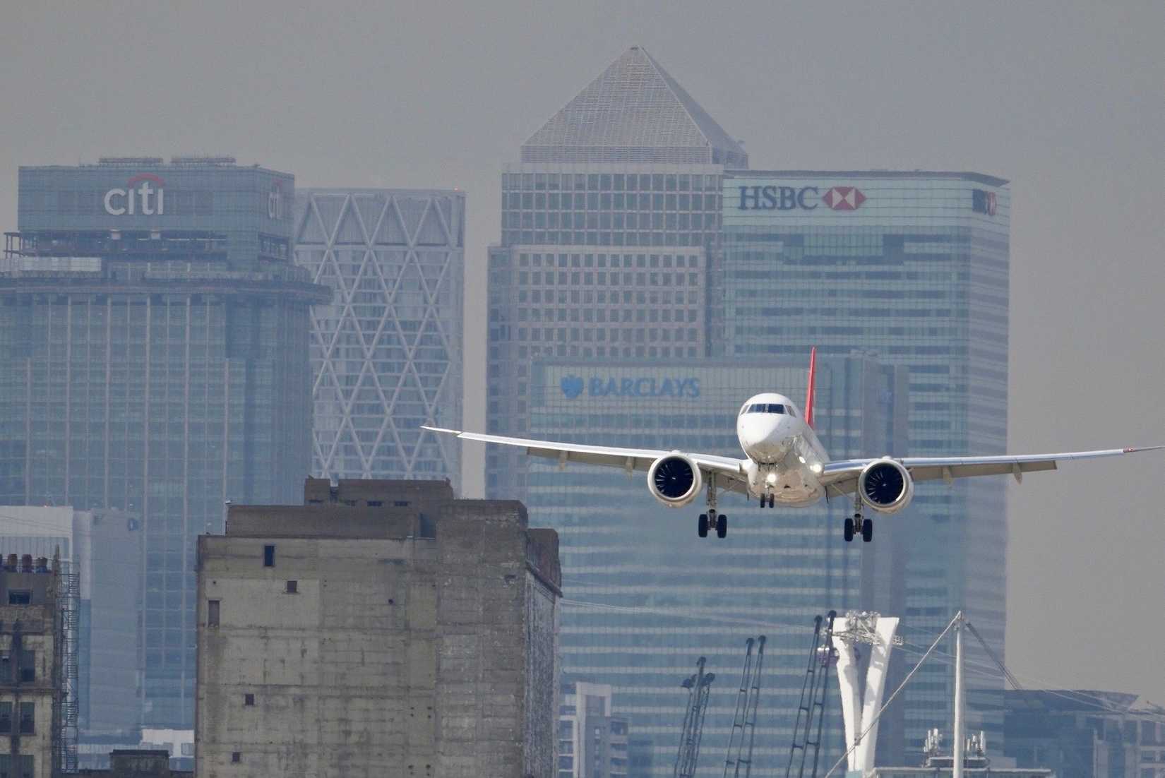 E195-E2 touching down at LCY for the first time