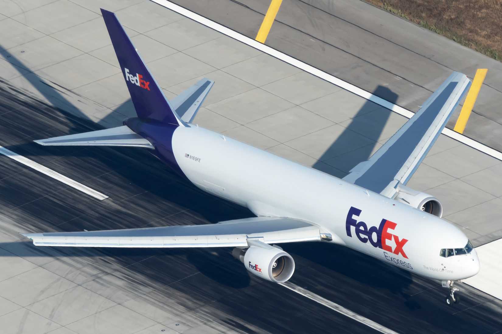 N169FE FedEx Boeing 767-3S2F 