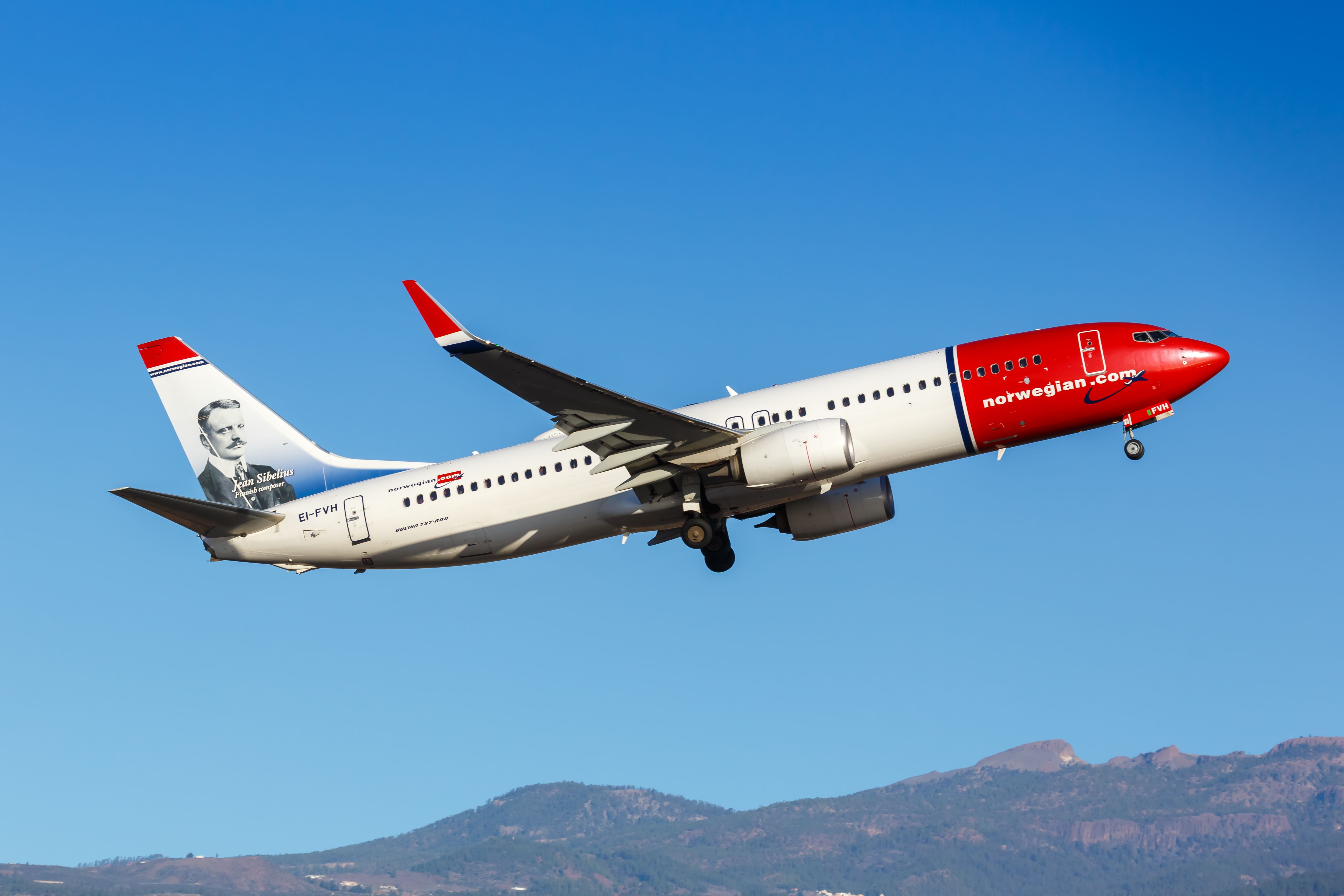 Norwegian Plans To Buy 10 Of Its Currently Leased Boeing 737 Aircraft